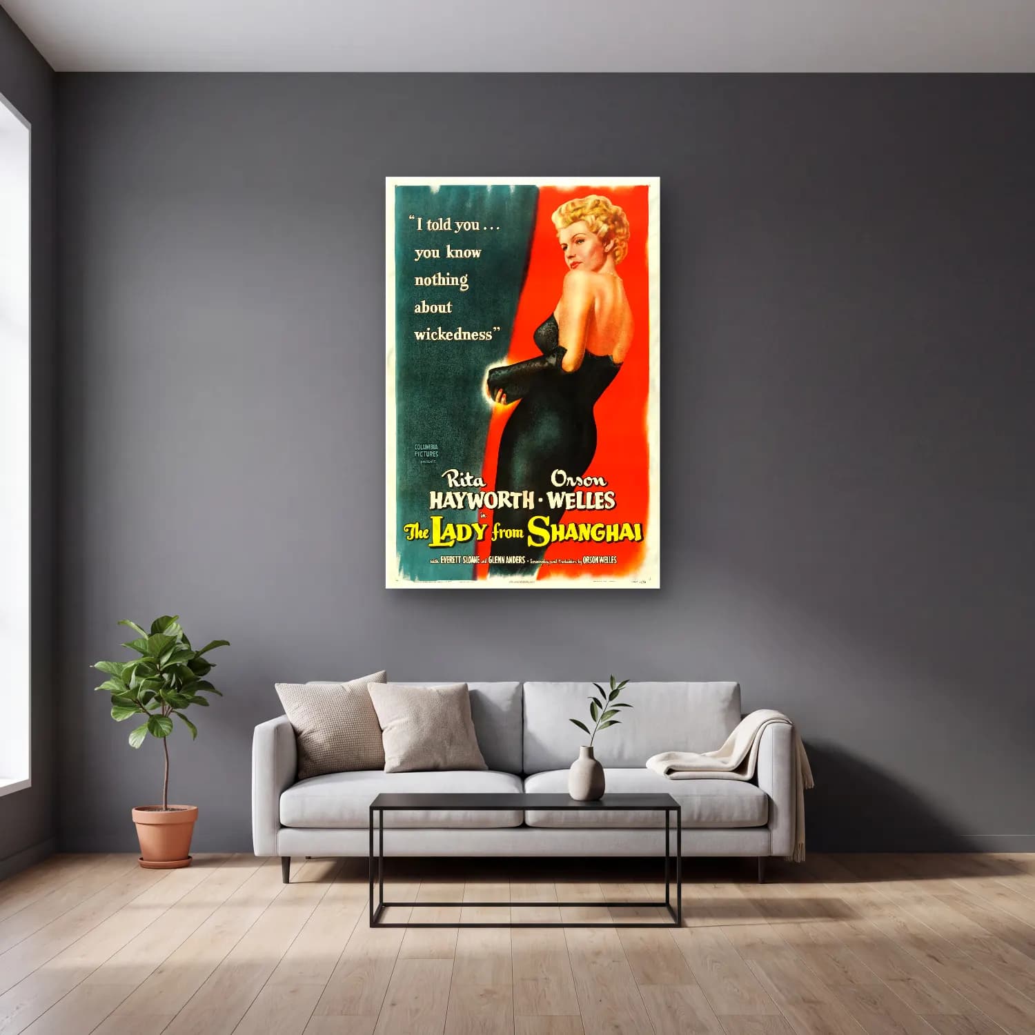 Vintage Poster Elbiseli Kadın No. 52 cam tablo — gri duvarlı salonda