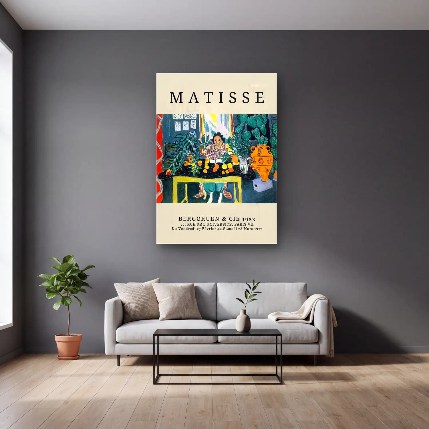 Vintage Poster Kitap Okuyan Kadın No. 20 cam tablo — gri duvarlı salonda