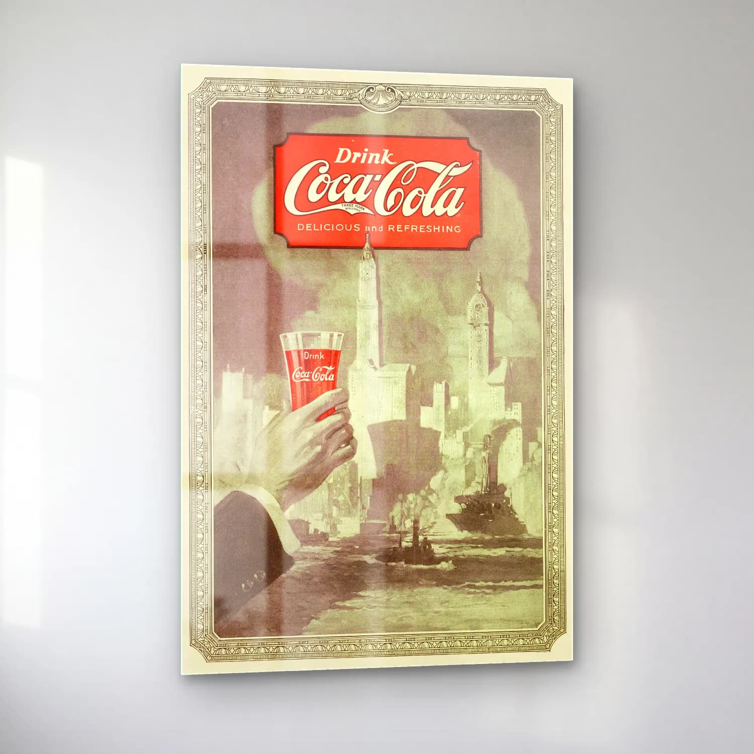 Vintage Poster Kokteyl – Kırmızı Tonlar cam tablo — sol açıdan görünüm