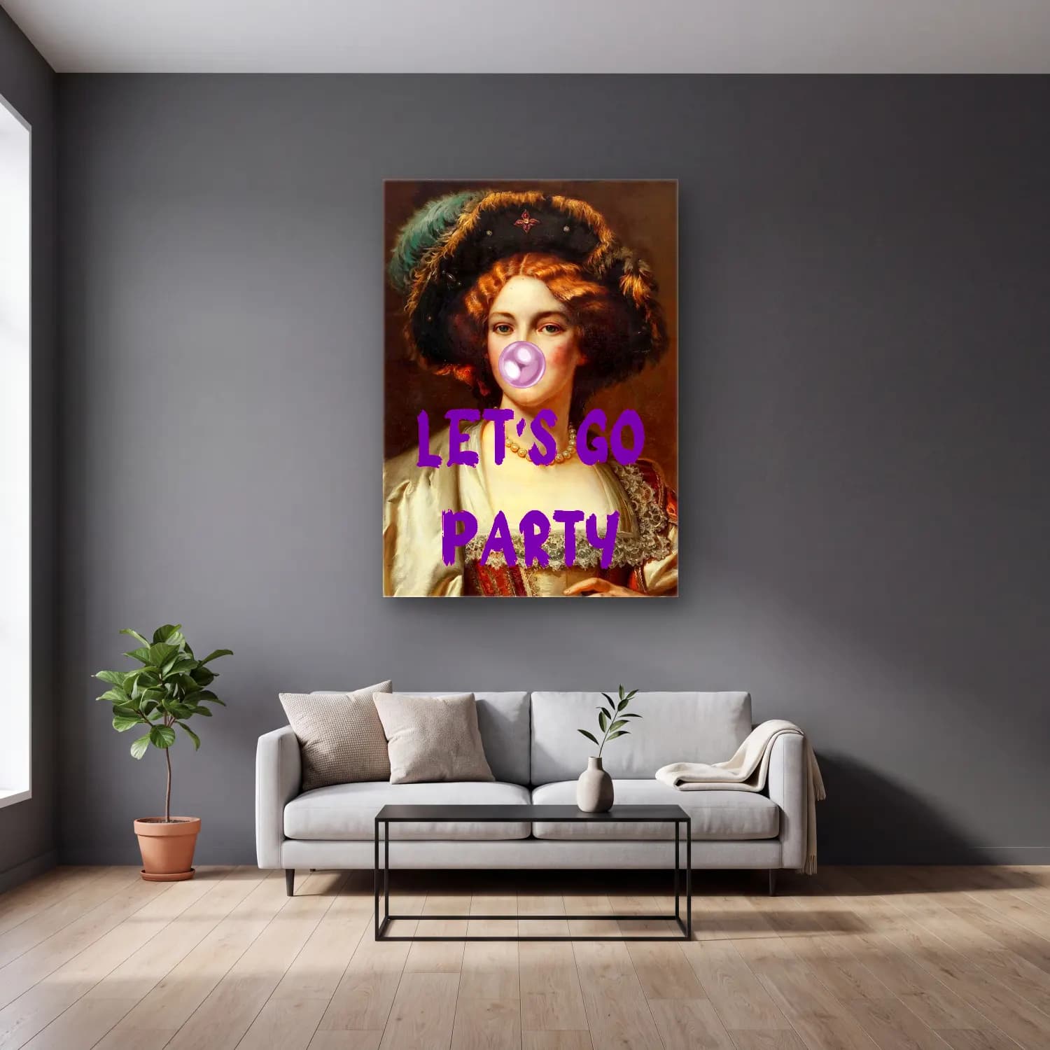 Vintage Poster Şapkalı Kadın No. 5 cam tablo — gri duvarlı salonda