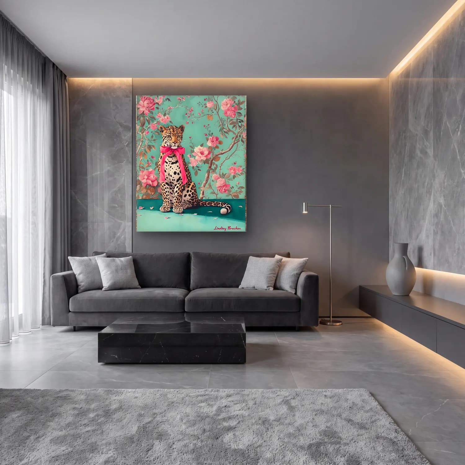 Pastel Leopar No. 21 cam tablo — lüks salon duvarında
