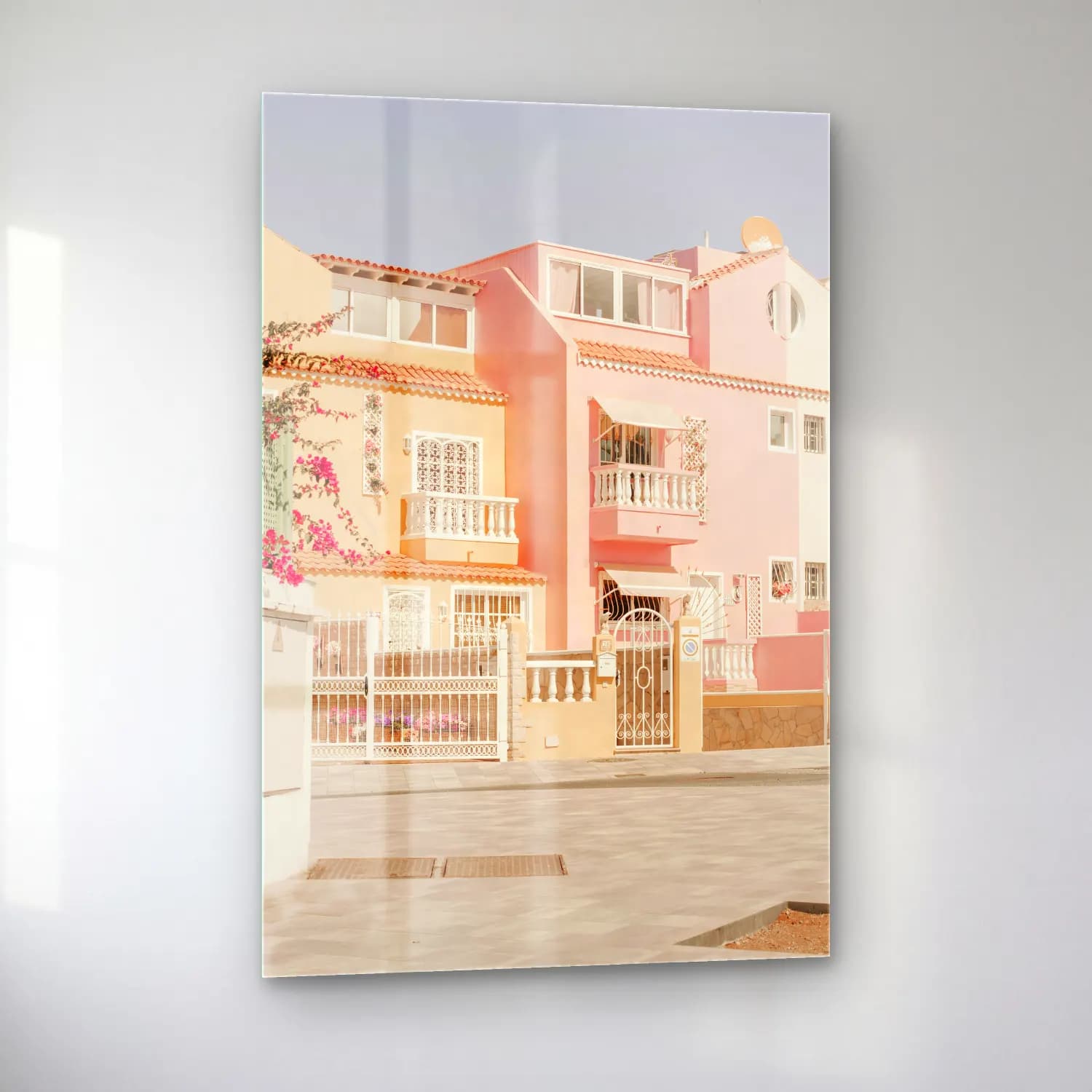 Pastel Köy Sokağı No. 4 cam tablo — sol açıdan görünüm