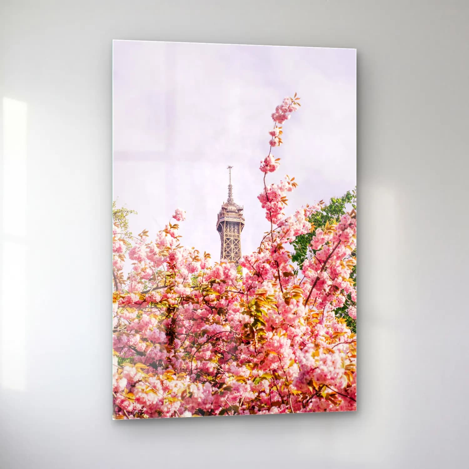 Pastel Paris ve Eyfel Kulesi No. 4 cam tablo — sol açıdan görünüm