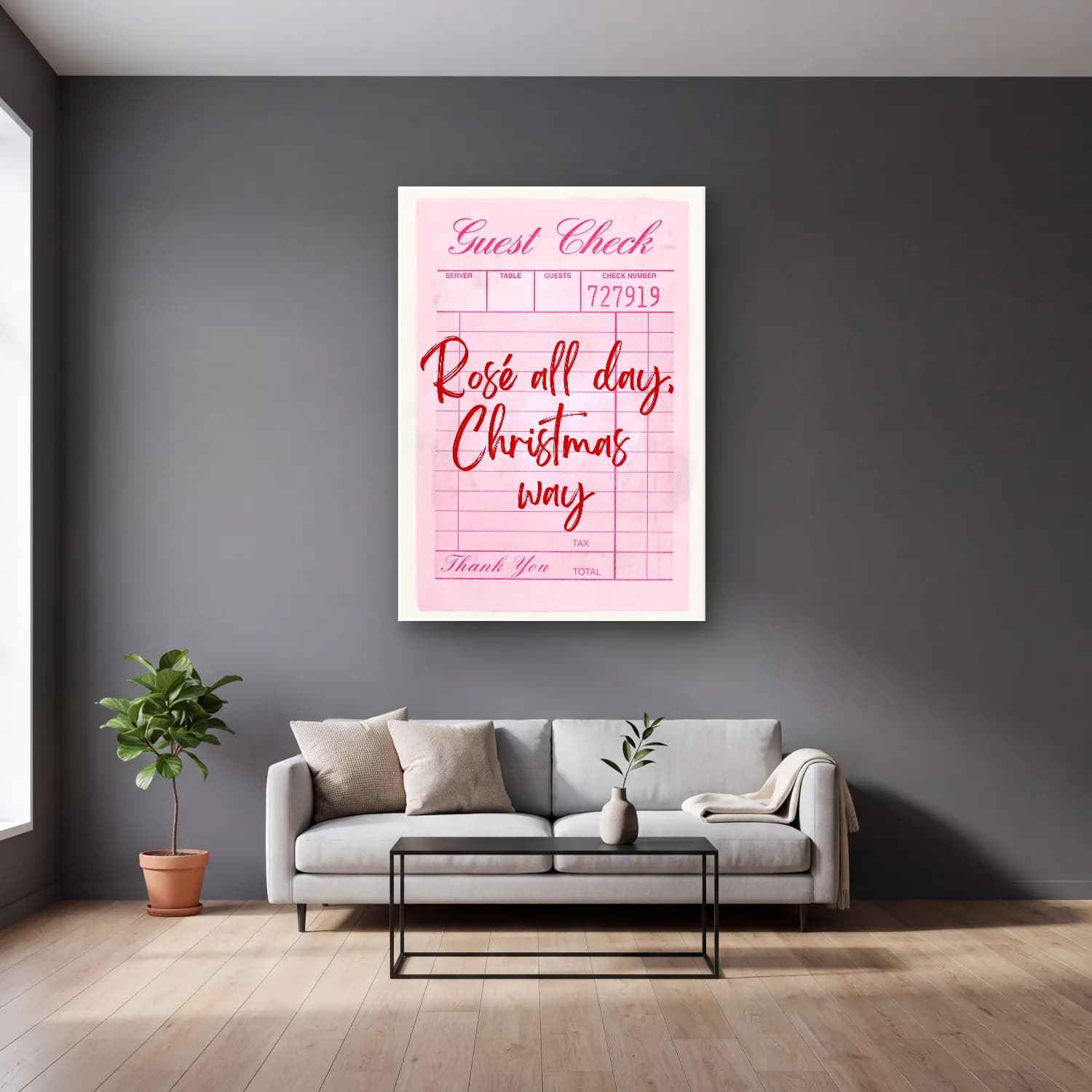 Pastel Yılbaşı Süsleri No. 37 cam tablo — gri duvarlı salonda