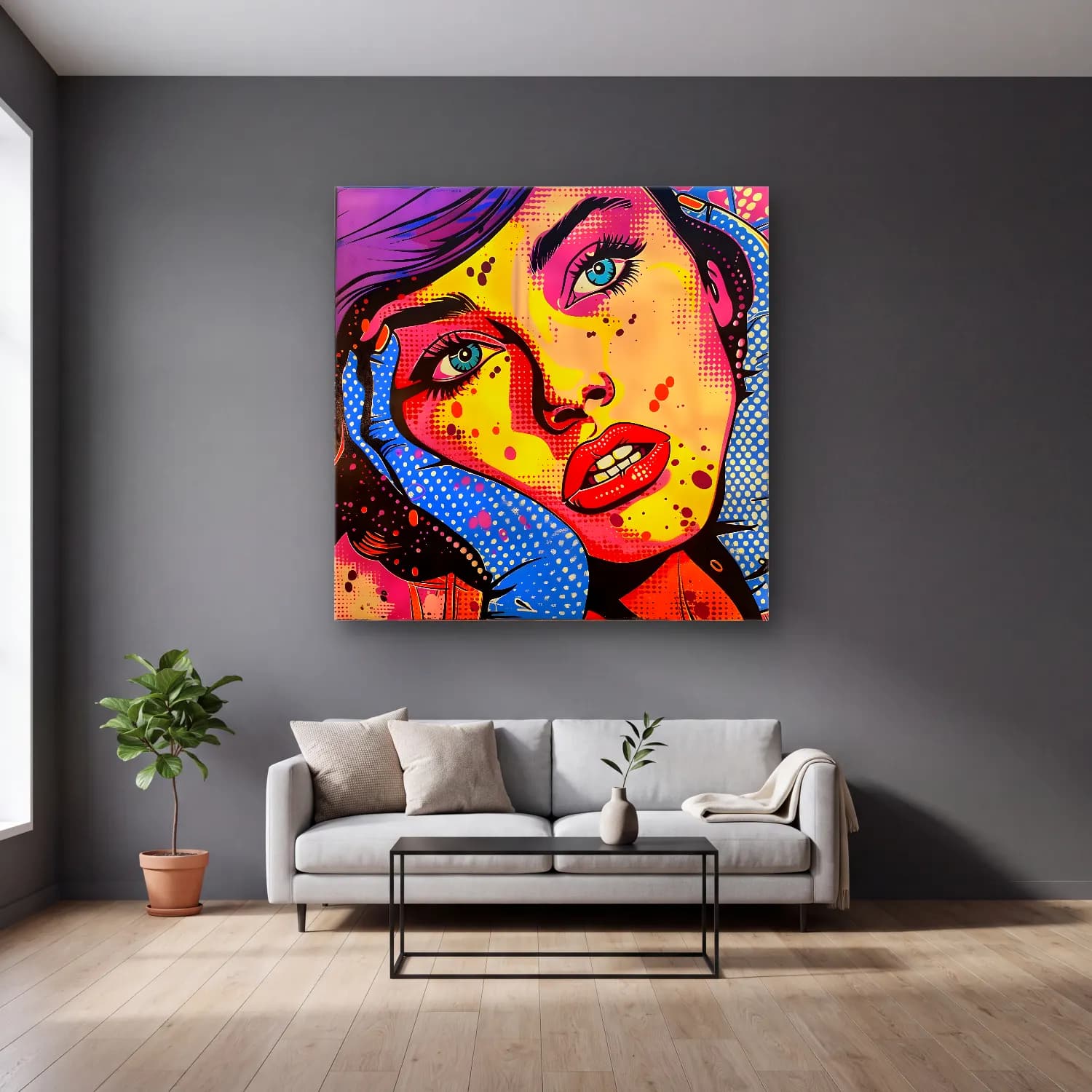 Pop Art Kadın Portresi No. 22 cam tablo — gri duvarlı salonda