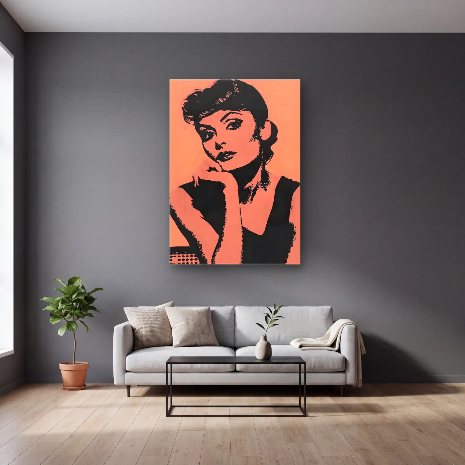 Pop Art Kadın Portresi No. 42 cam tablo — gri duvarlı salonda