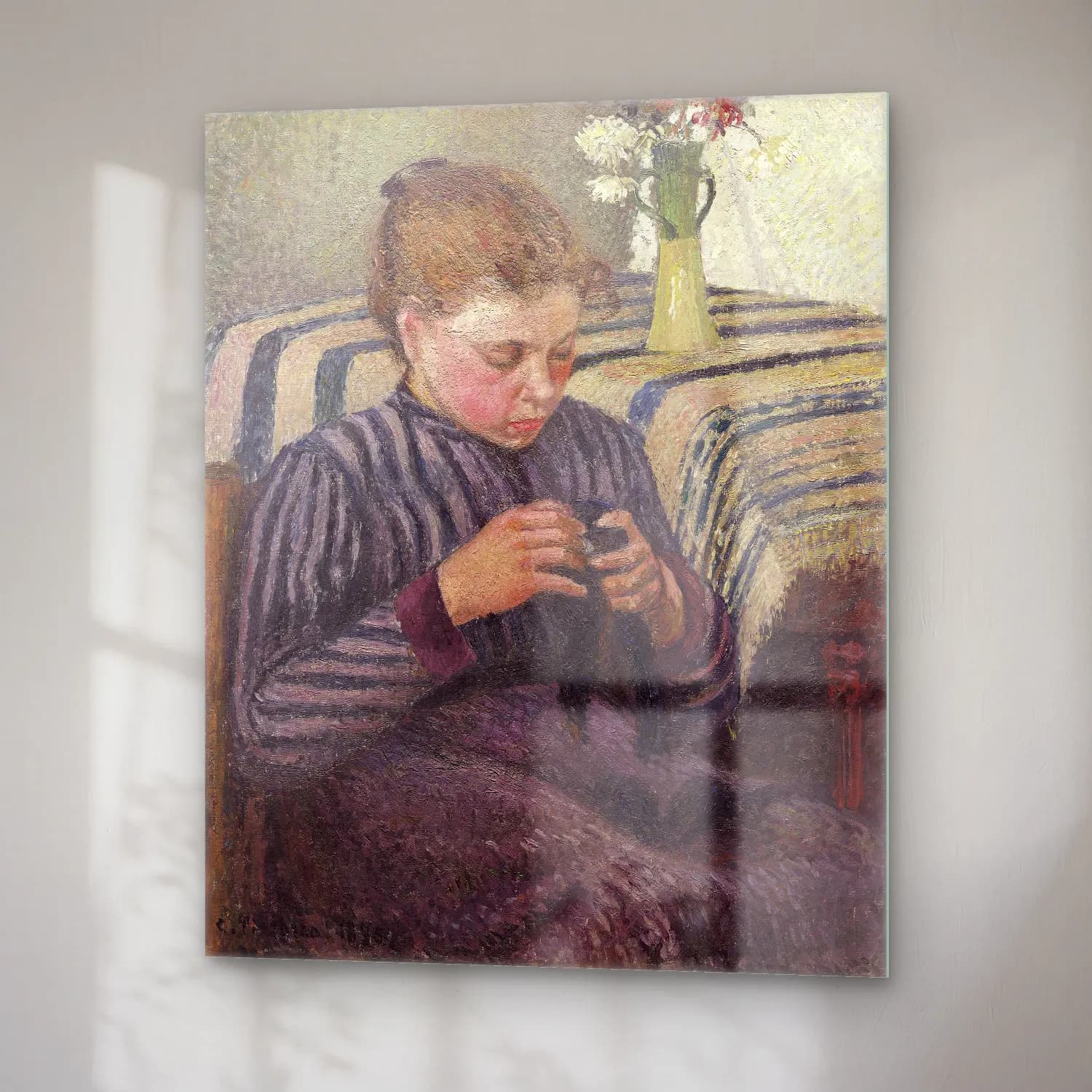 Camille Pissarro – Woman Mending cam tablo — sağ açıdan görünüm