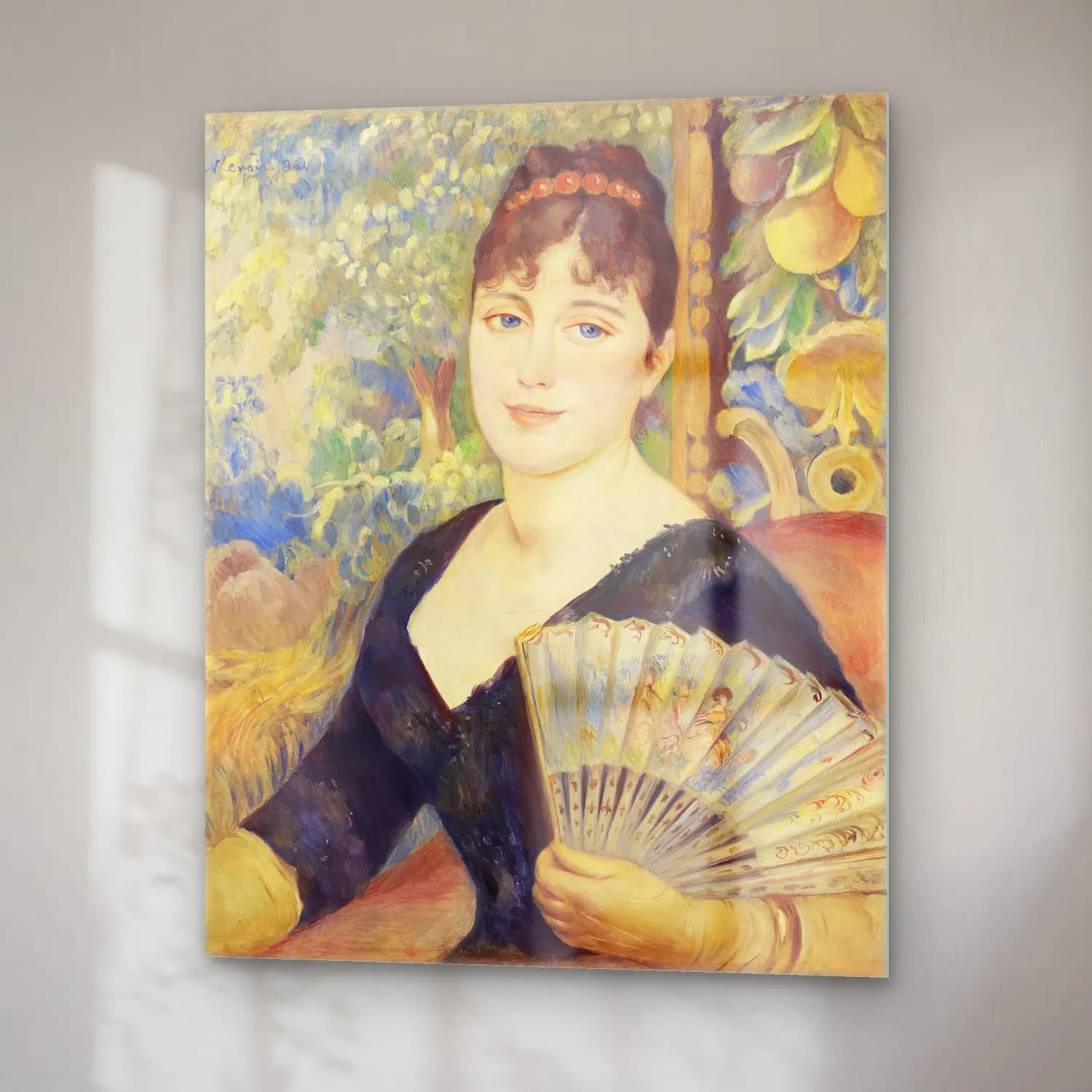 Pierre-Auguste Renoir – Woman with Fan (Femme à l éventail) cam tablo — sağ açıdan görünüm