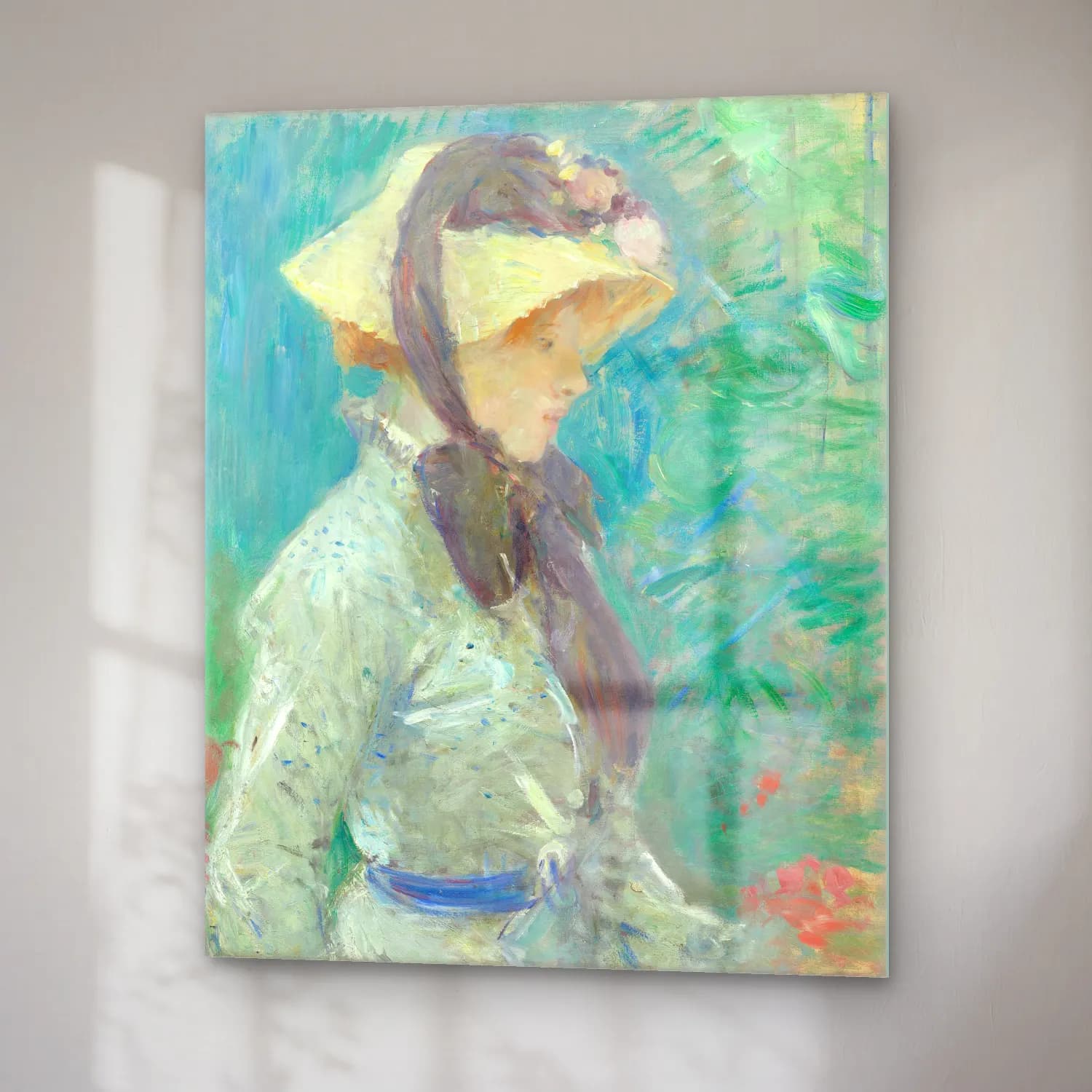 Berthe Morisot – Young Woman with a Straw Hat – Pastel Tonlar cam tablo — sağ açıdan görünüm