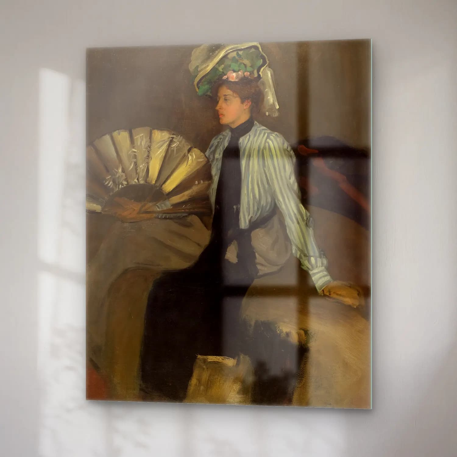Alfred Henry Maurer – Young Woman With Fan cam tablo — sağ açıdan görünüm