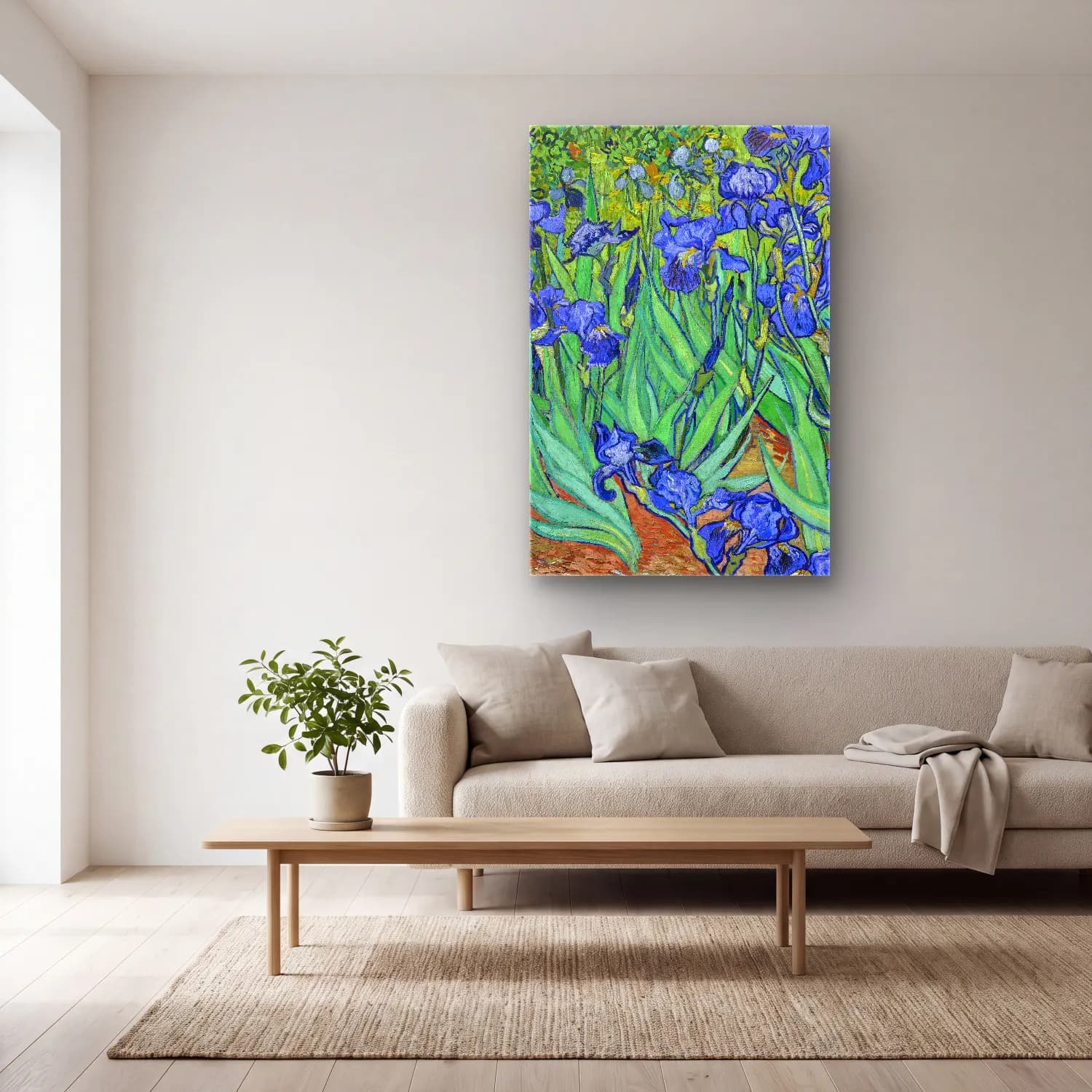 Vincent van Gogh – Irises cam tablo — açık renk salonda