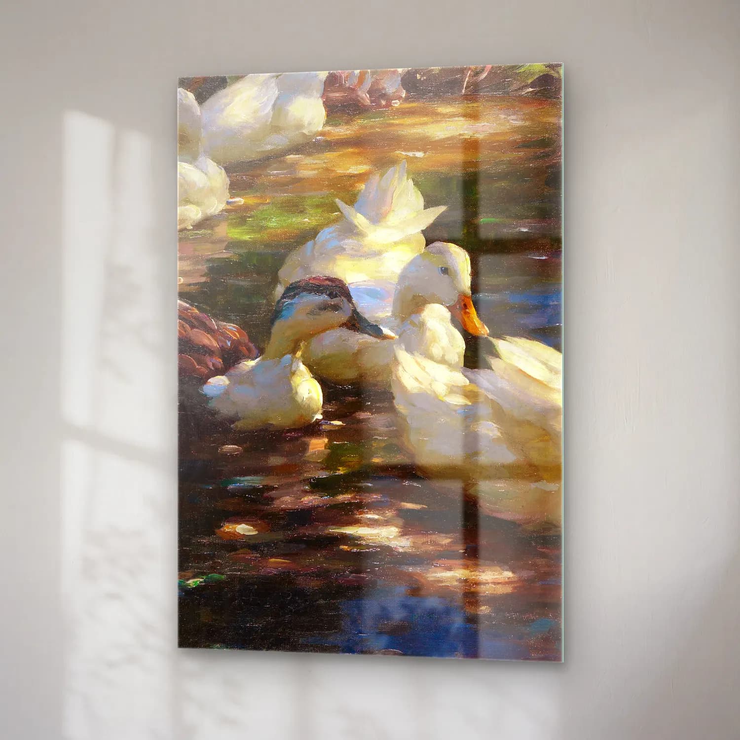 Alexander Koester – Sieben Enten im schattigen Waldteich – Pastel Tonlar cam tablo — sağ açıdan görünüm