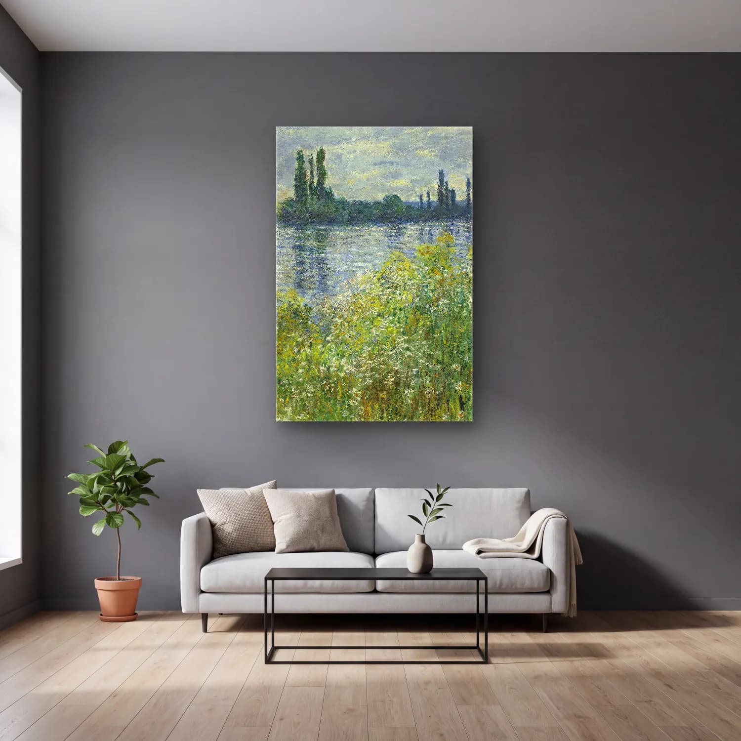 Claude Monet – Banks of the Seine,Vétheuil cam tablo — gri duvarlı salonda