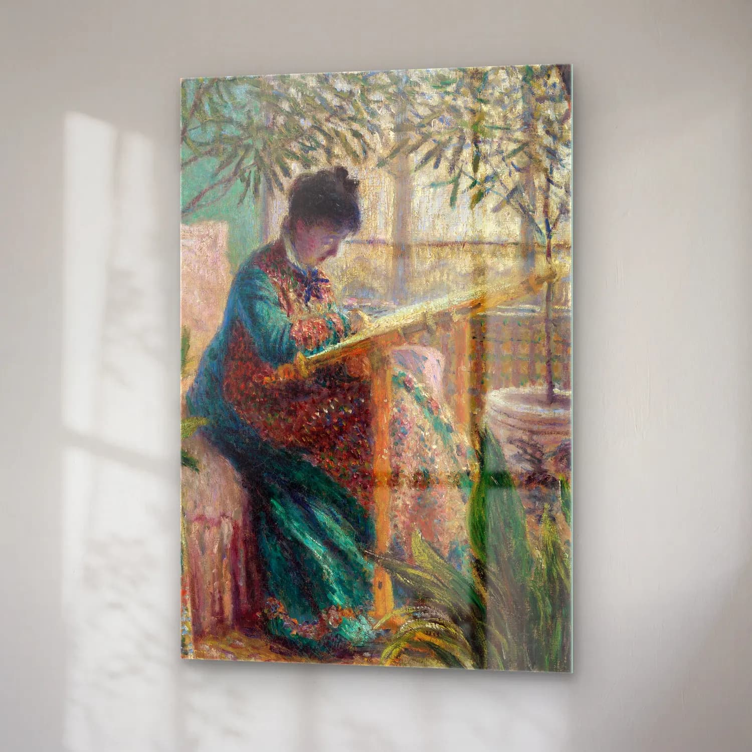 Claude Monet – Madame Monet Embroidering (Camille au métier) cam tablo — sağ açıdan görünüm