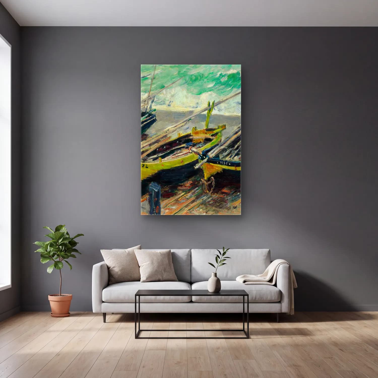 Claude Monet – Three Fishing Boats cam tablo — gri duvarlı salonda