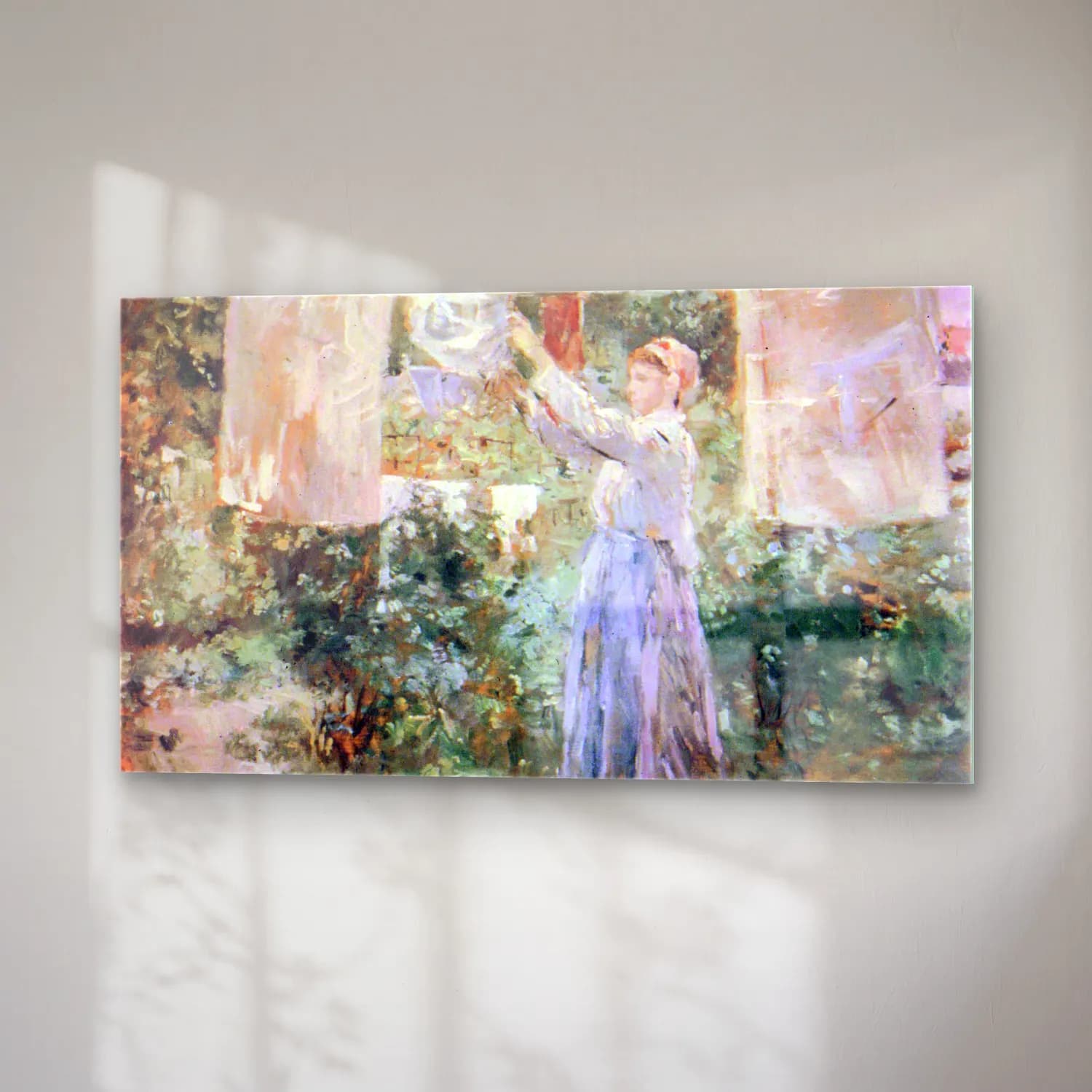 Berthe Morisot – The farmer hanging laundry cam tablo — sağ açıdan görünüm