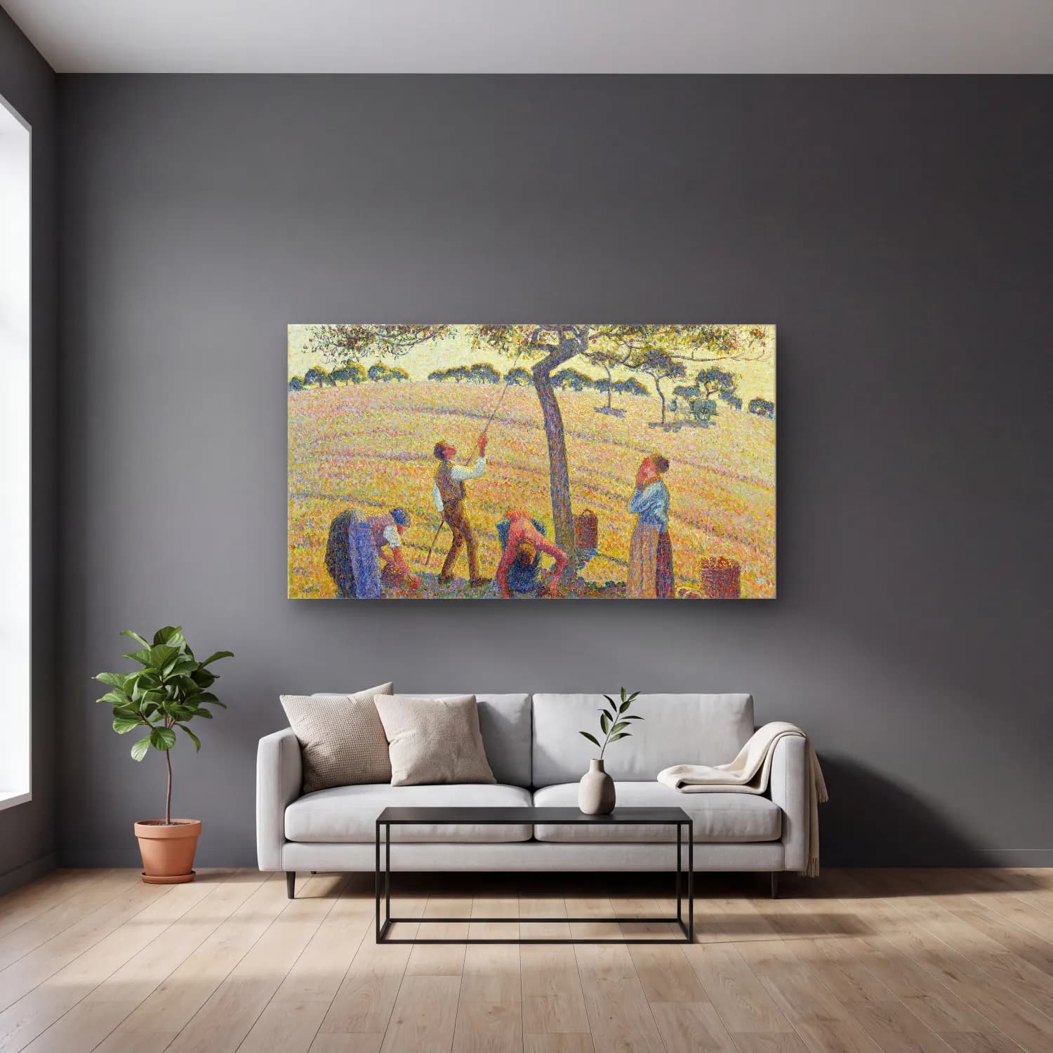 Camille Pissarro – Apple Harvest cam tablo — gri duvarlı salonda