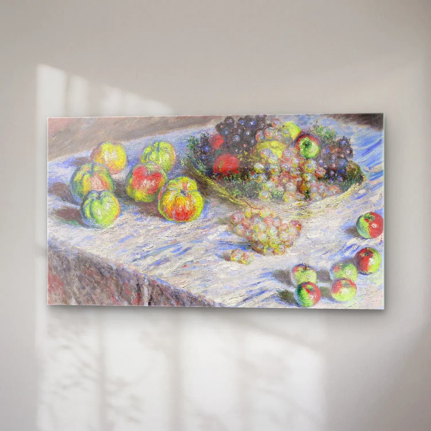 Claude Monet – Apples and Grapes cam tablo — sağ açıdan görünüm