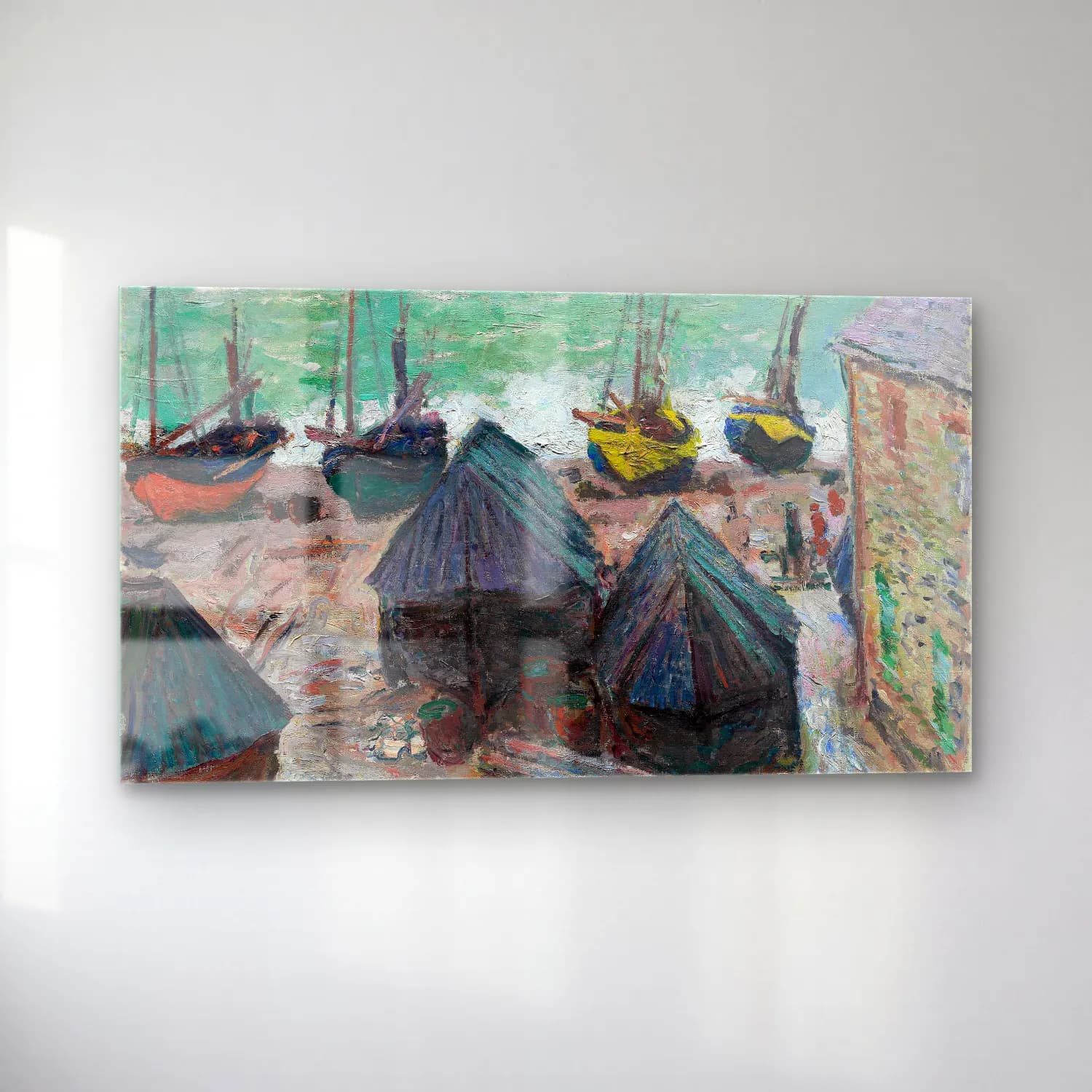Claude Monet – Boats on the Beach at Étretat – Turkuaz Tonlar cam tablo — sol açıdan görünüm