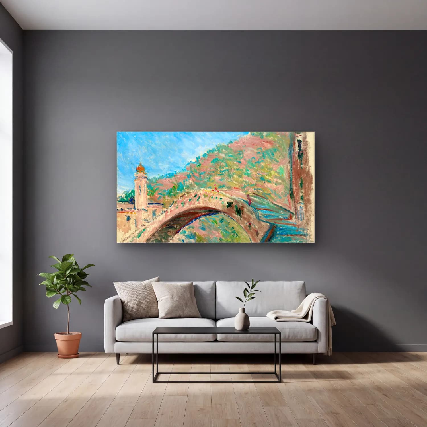 Claude Monet – Bridge at Dolceacqua cam tablo — gri duvarlı salonda