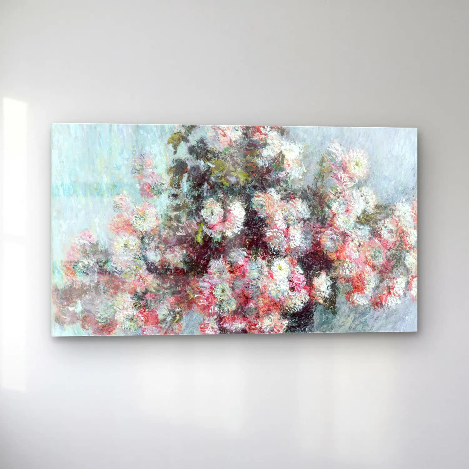 Claude Monet – Chrysanthemums – Pastel Tonlar cam tablo — sol açıdan görünüm