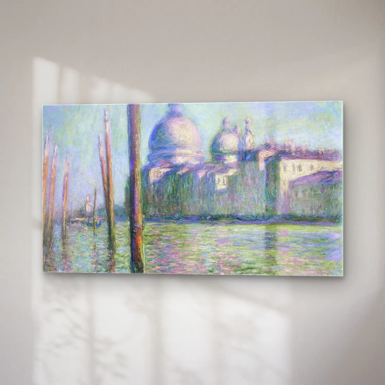 Claude Monet – Le Grand Canal cam tablo — sağ açıdan görünüm
