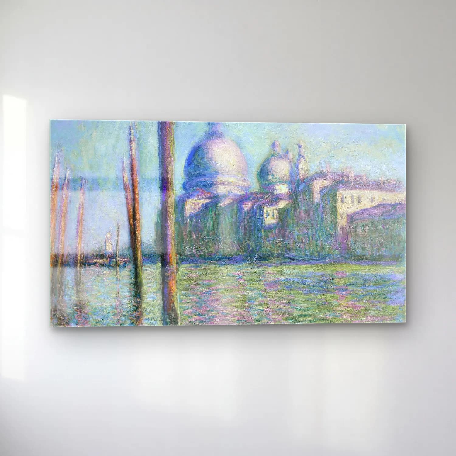 Claude Monet – Le Grand Canal cam tablo — sol açıdan görünüm