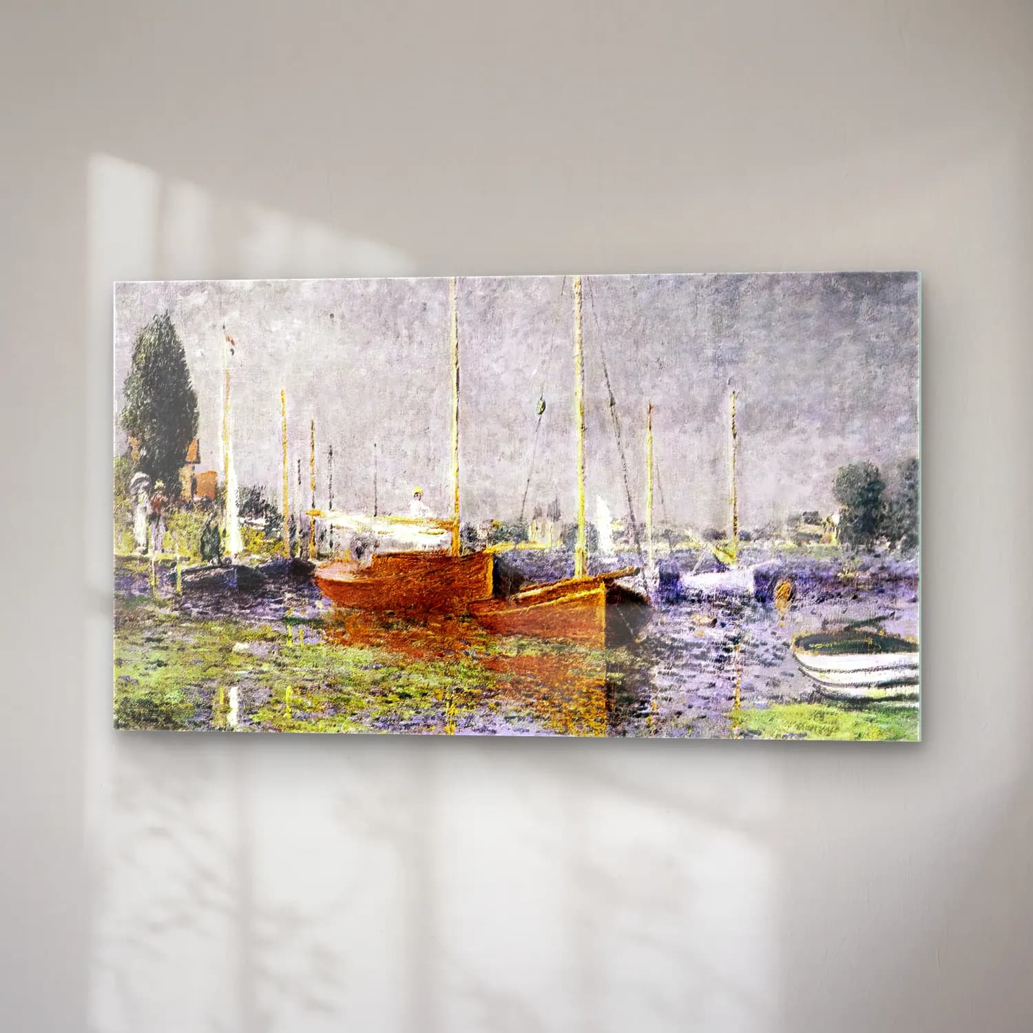 Claude Monet – Red Boats at Argenteuil cam tablo — sağ açıdan görünüm