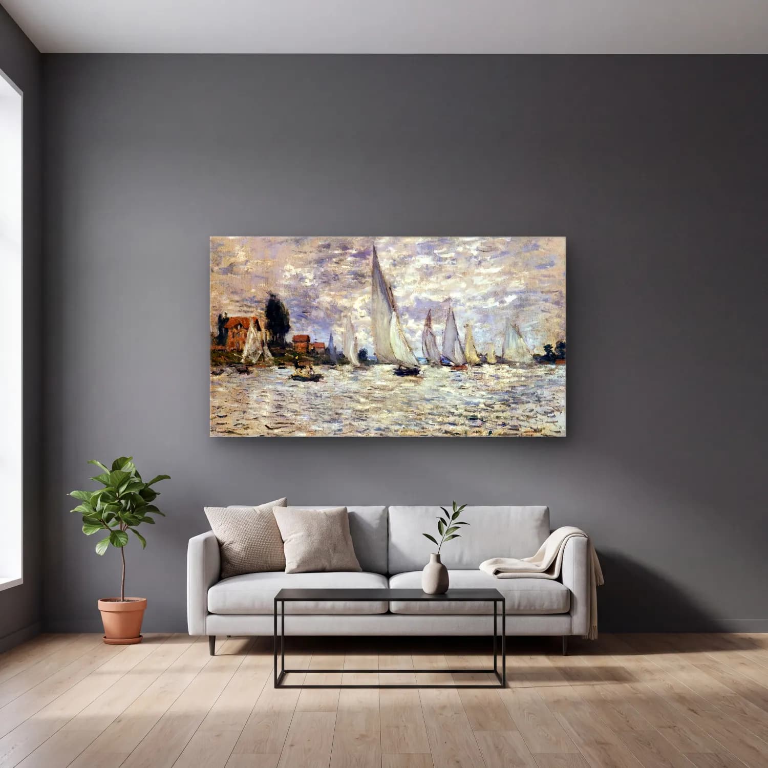 Claude Monet – Regatta at Argenteuil cam tablo — gri duvarlı salonda