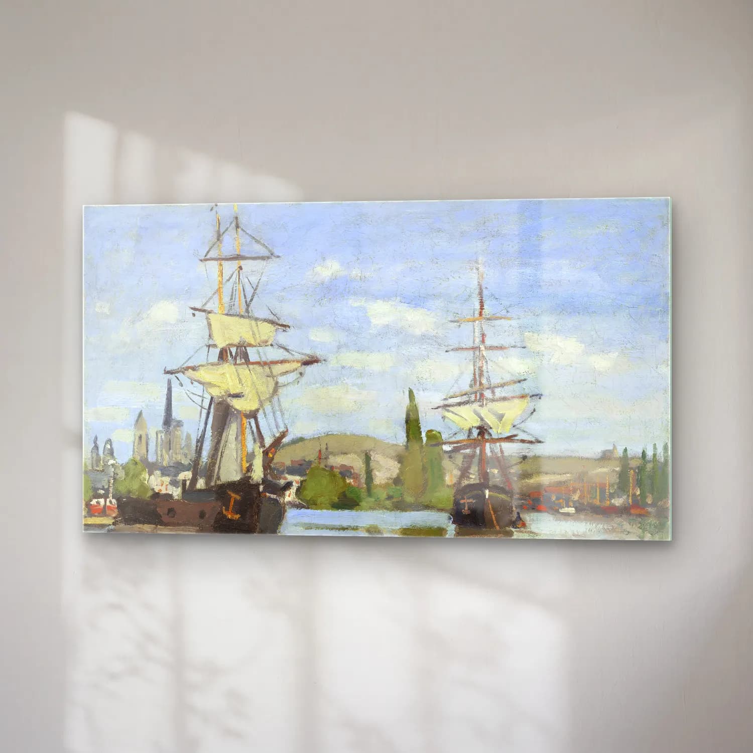 Claude Monet – Ships Riding on the Seine at Rouen – Siyah Beyaz Tonlar cam tablo — sağ açıdan görünüm