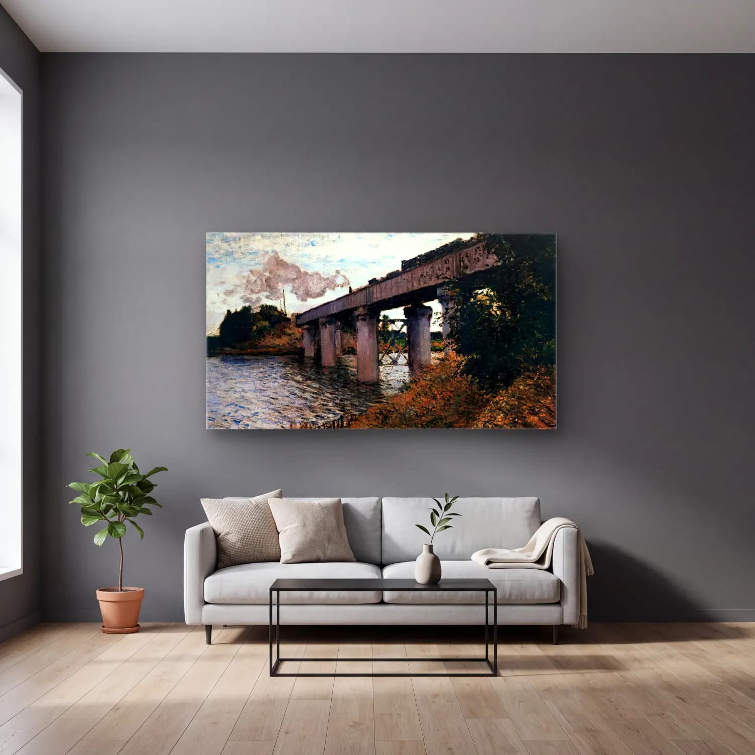 Claude Monet – The Railway Bridge at Argenteuil cam tablo — gri duvarlı salonda