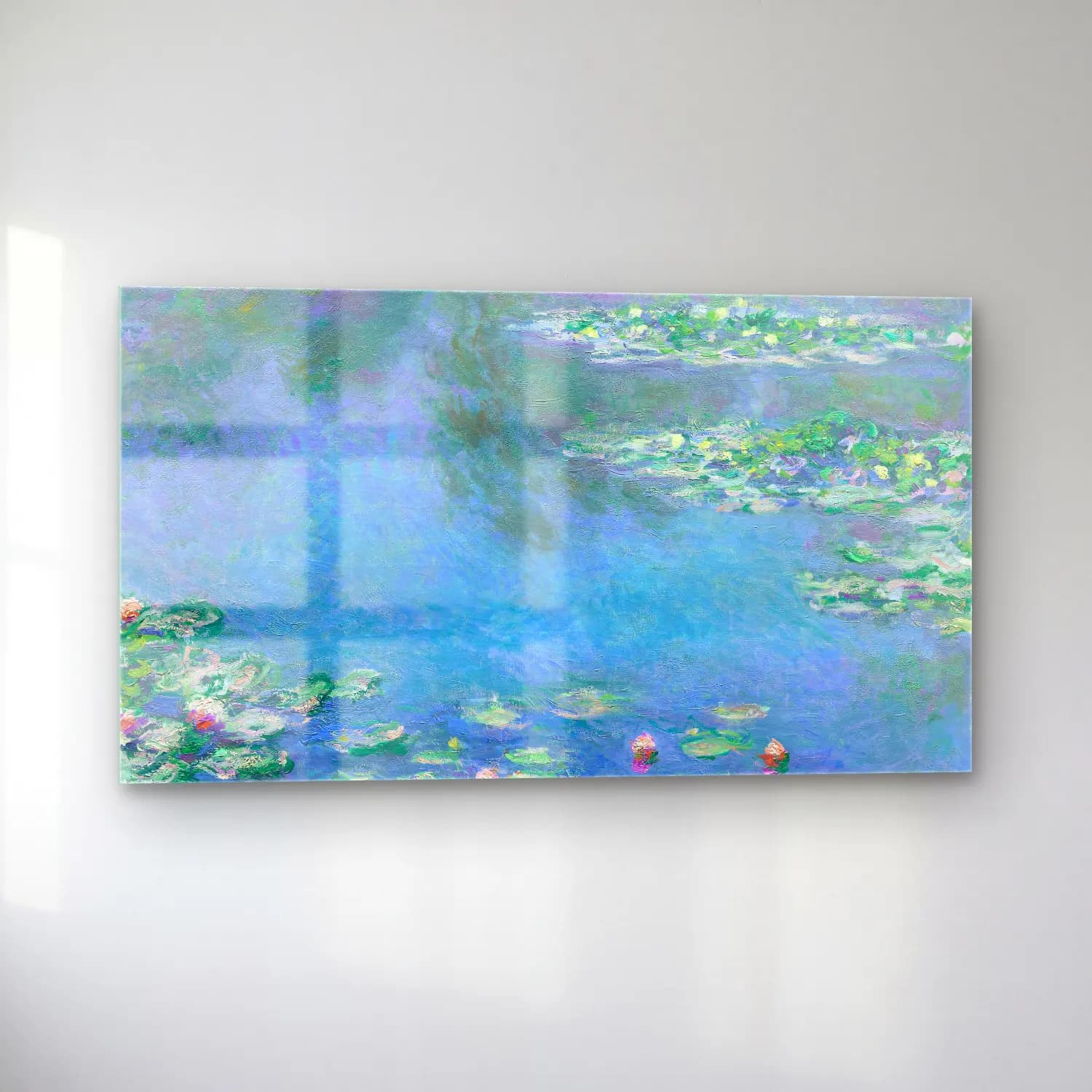 Claude Monet – Water Lilies cam tablo — sol açıdan görünüm