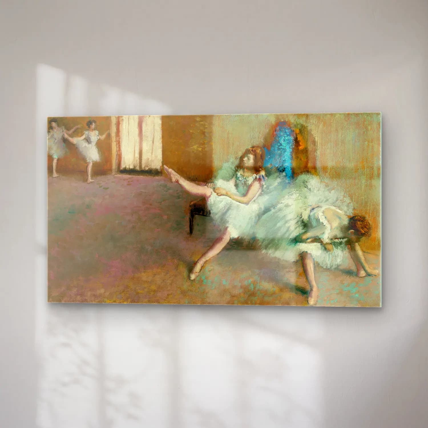 Edgar Degas – Before the Ballet cam tablo — sağ açıdan görünüm
