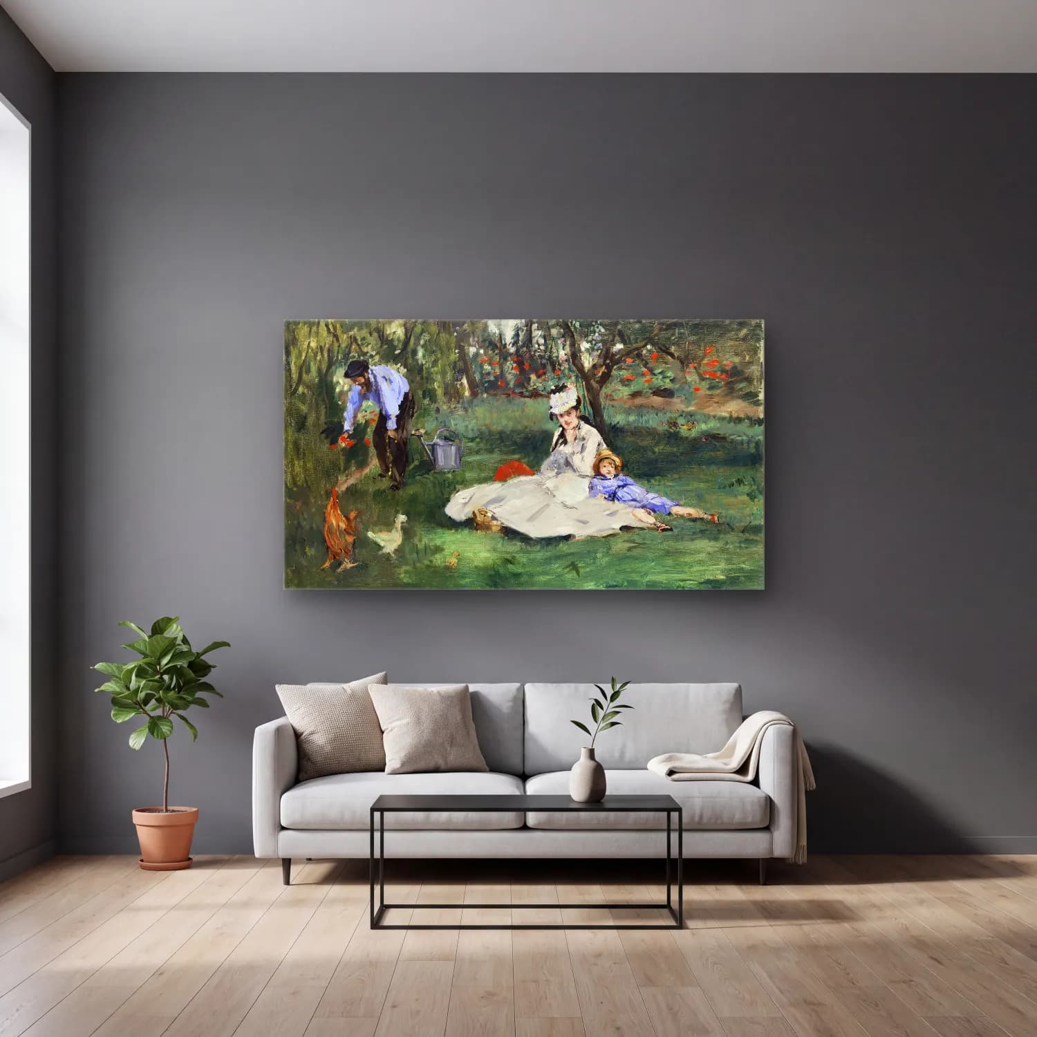 Edouard Manet – The Monet Family in Their Garden at Argenteuil cam tablo — gri duvarlı salonda