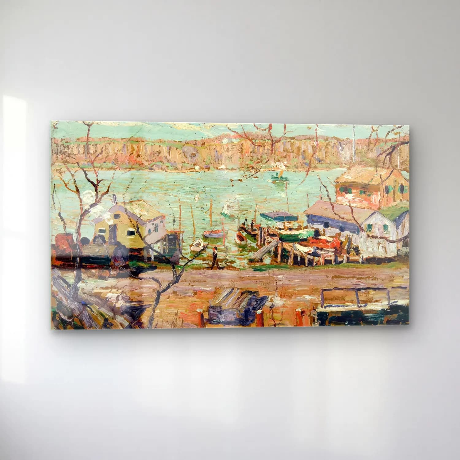 Ernest Lawson – River Scene–Boats and Houses cam tablo — sol açıdan görünüm