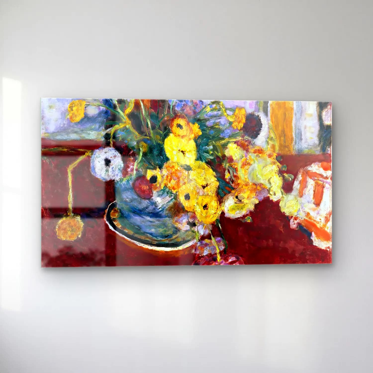 Pierre Bonnard – Flowers on a Red Carpet cam tablo — sol açıdan görünüm