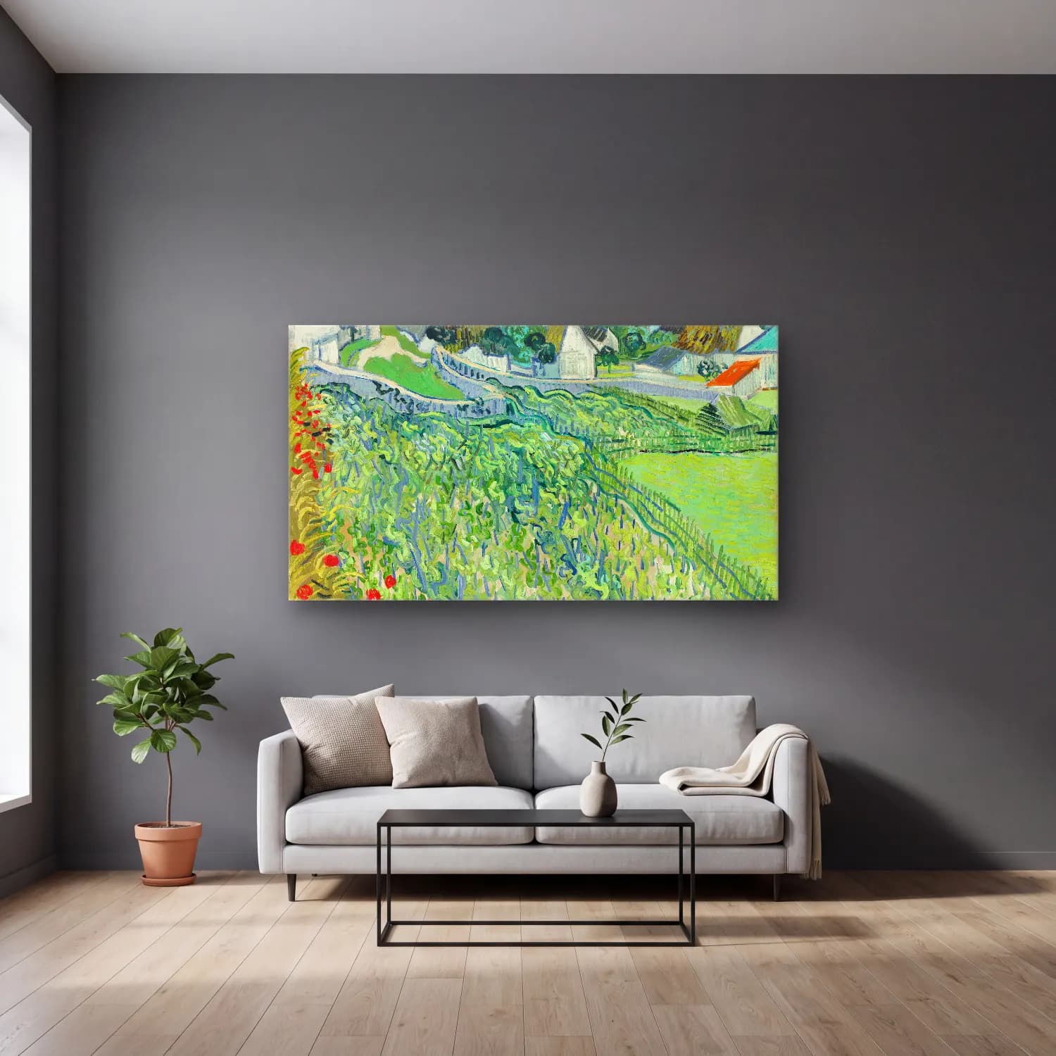 Vincent van Gogh – Vineyards with a View of Auvers cam tablo — gri duvarlı salonda