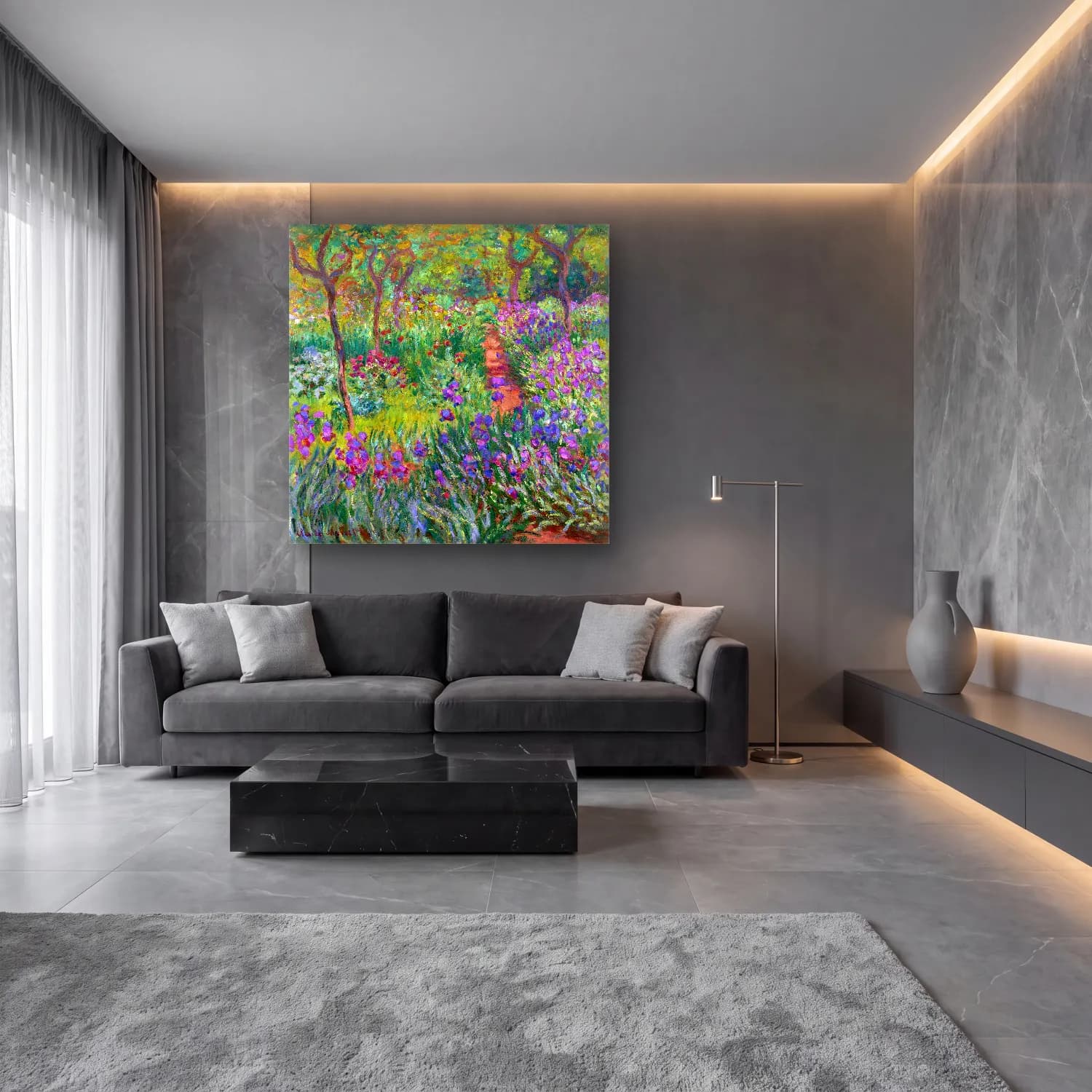 Claude Monet – Süsenler cam tablo — lüks salon duvarında