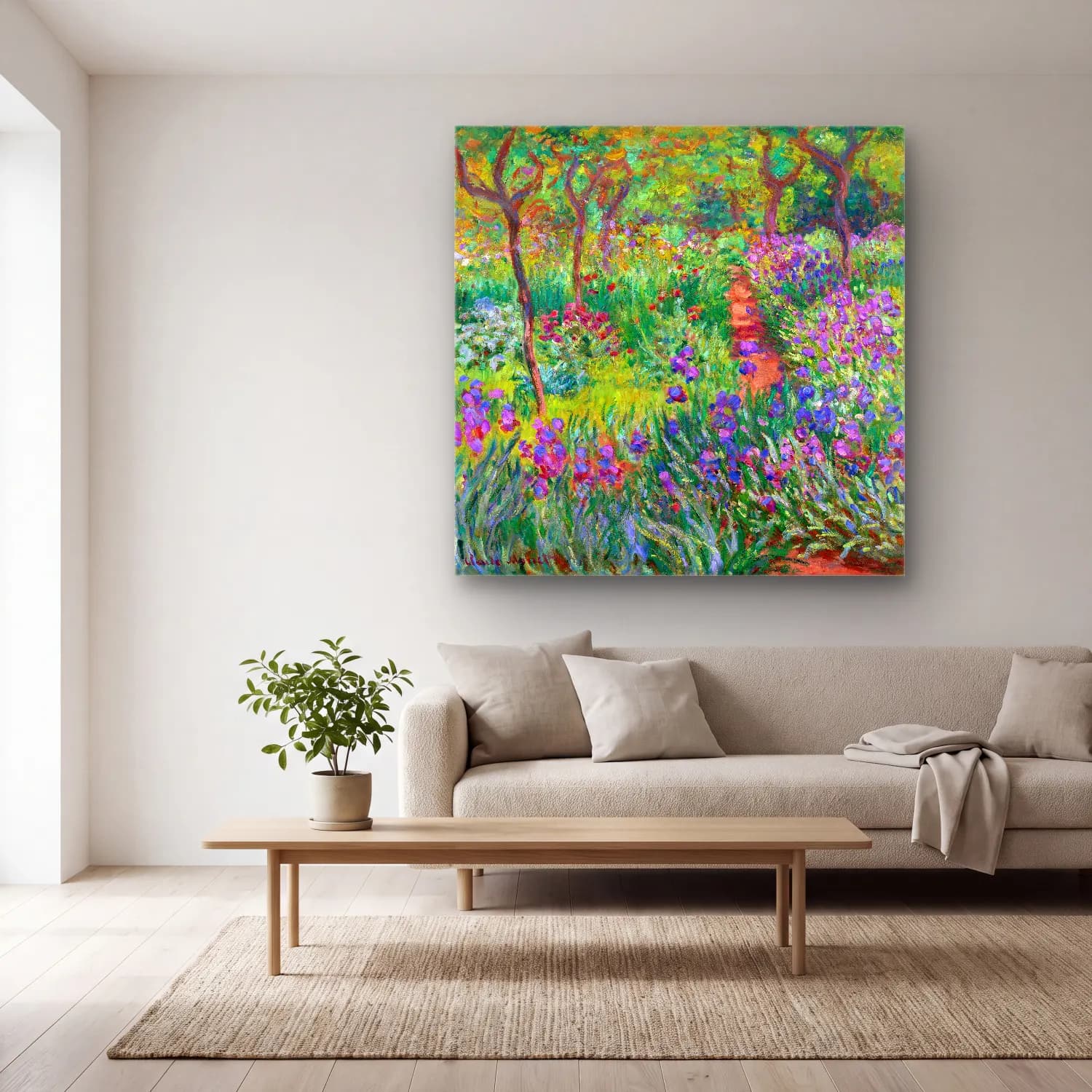 Claude Monet – Süsenler cam tablo — açık renk salonda
