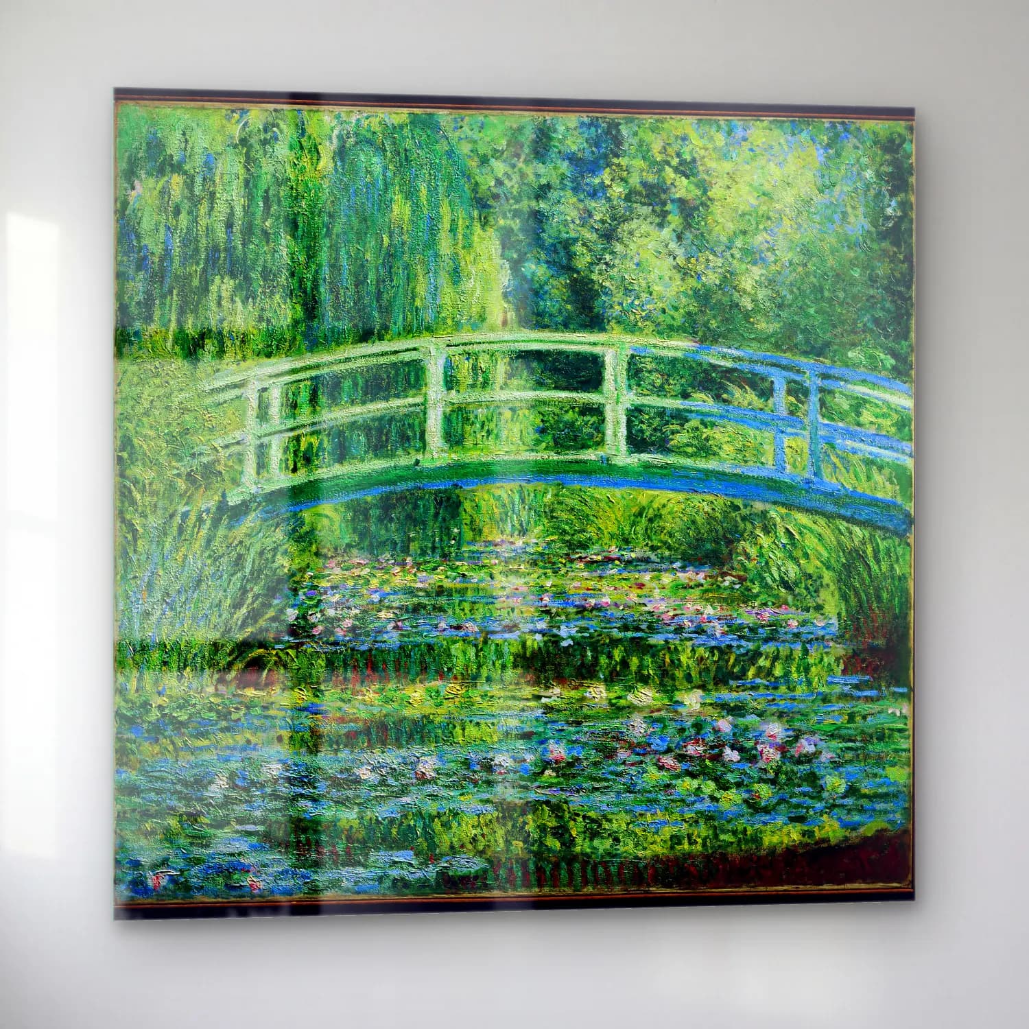 Claude Monet – Nilüfer Göleti No. 9 cam tablo — sol açıdan görünüm