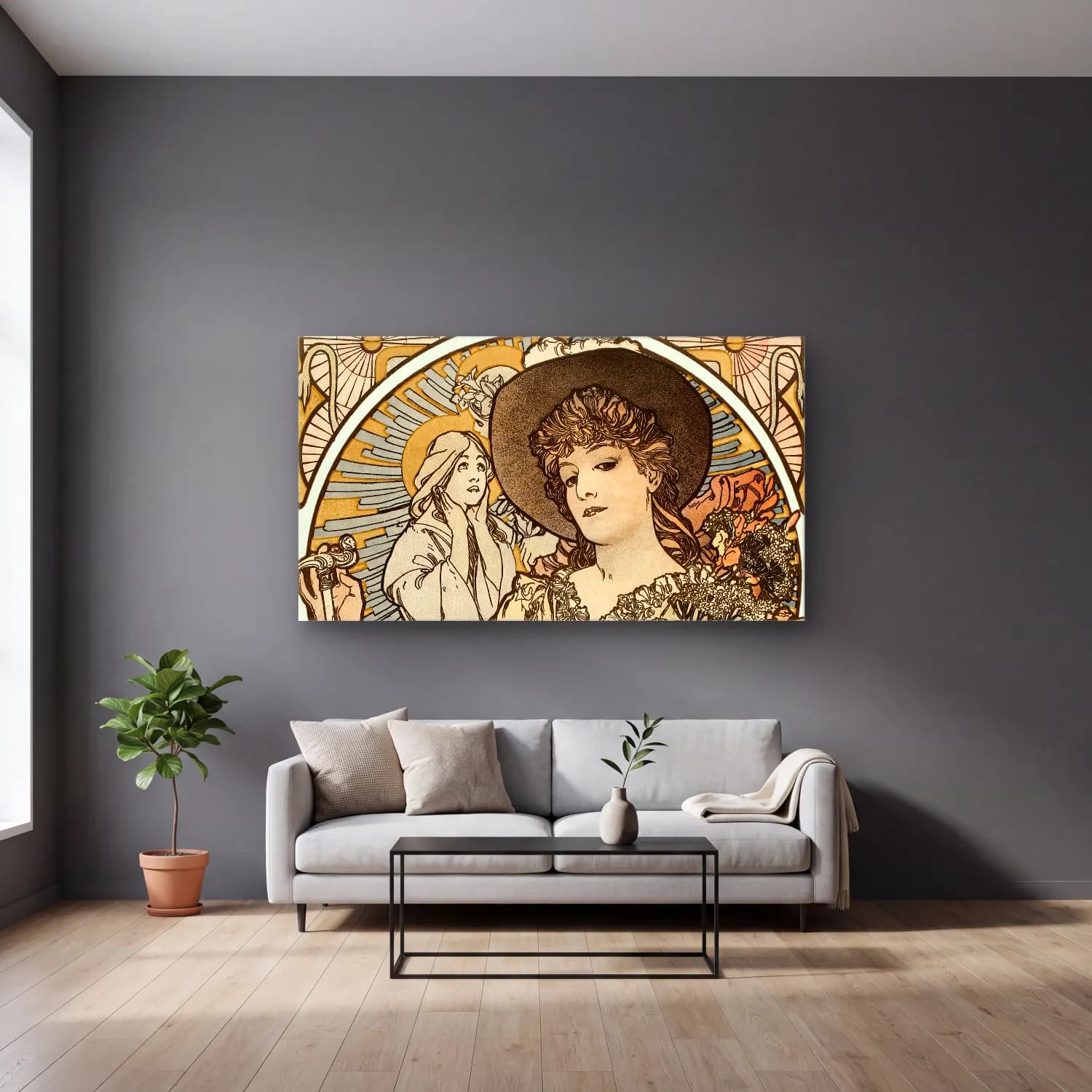 Alphonse Mucha – La Tosca, Sarah Bernhardt cam tablo — gri duvarlı salonda