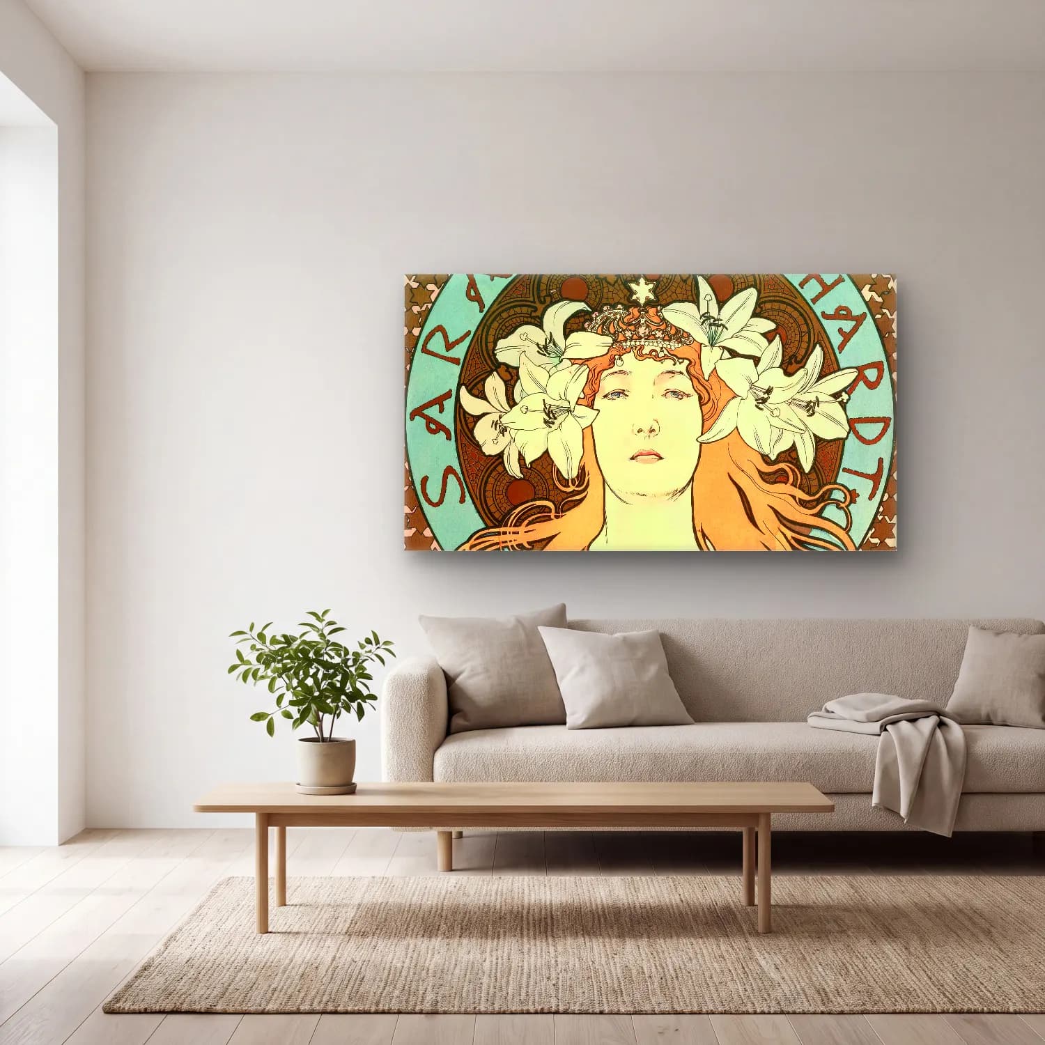 Alphonse Mucha – Sarah Bernhardt cam tablo — açık renk salonda