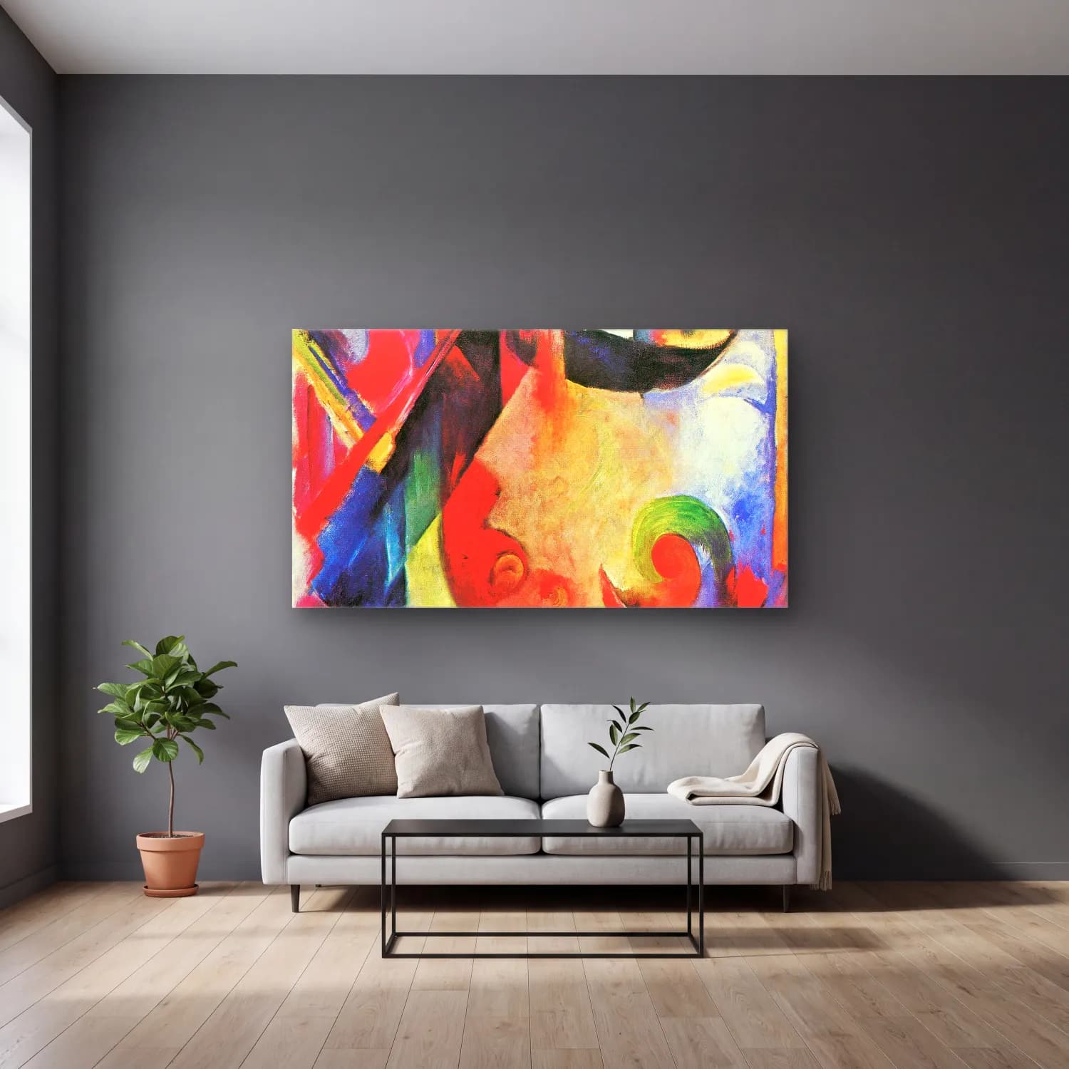 Franz Marc – Broken Forms cam tablo — gri duvarlı salonda