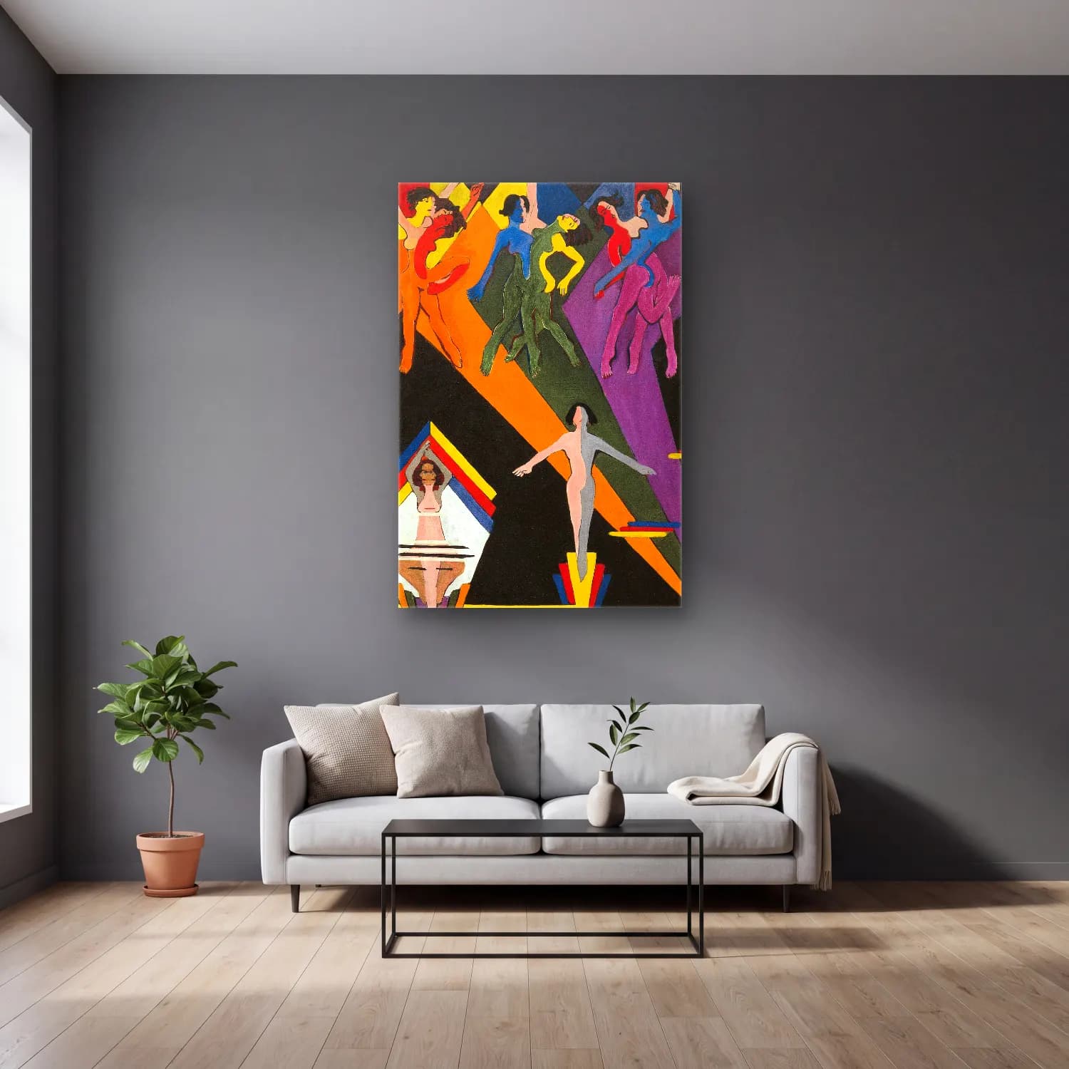 Ernst Ludwig Kirchner – dancing girls in colourful rays cam tablo — gri duvarlı salonda