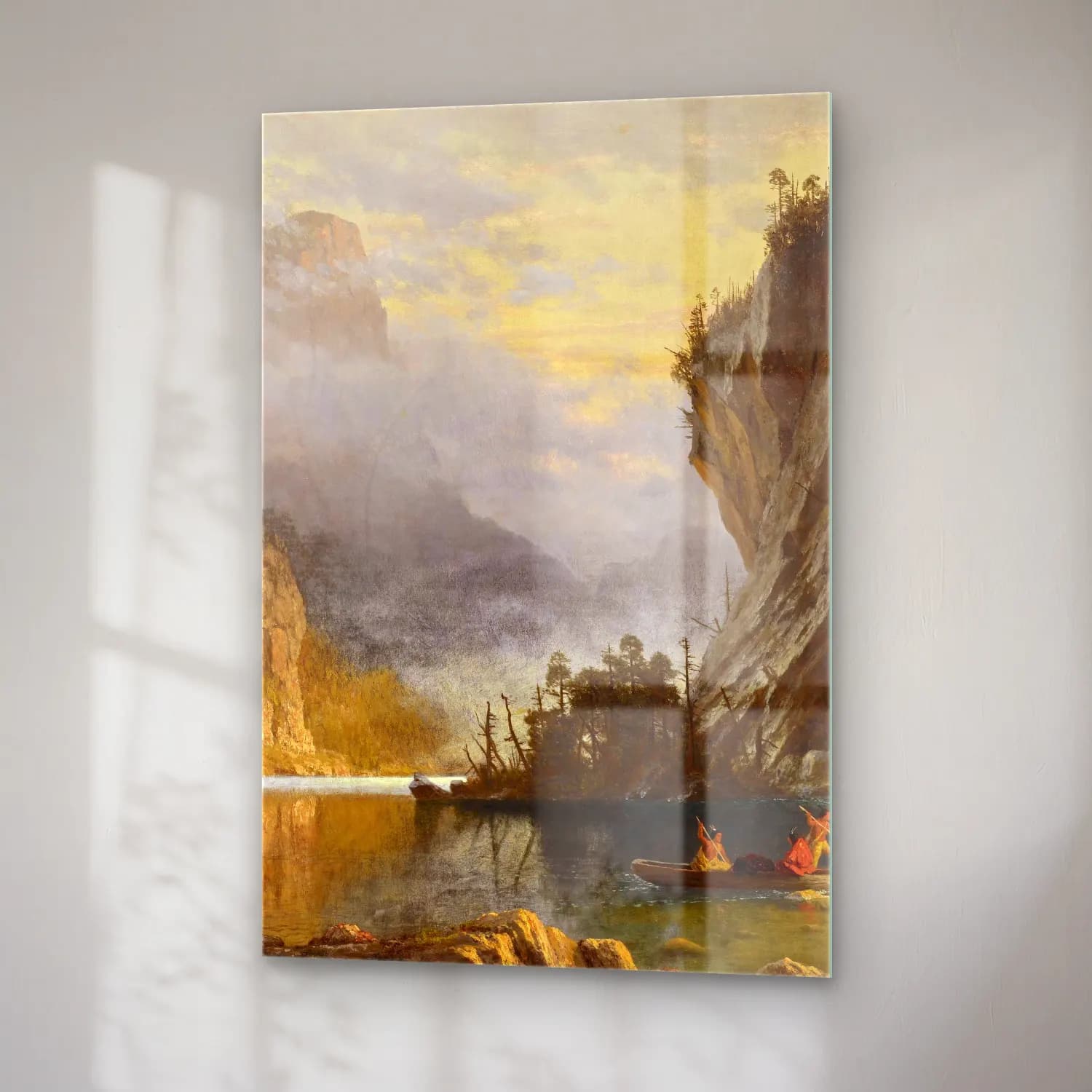 Albert Bierstadt – Indians Spear Fishing – Sarı Tonlar cam tablo — sağ açıdan görünüm