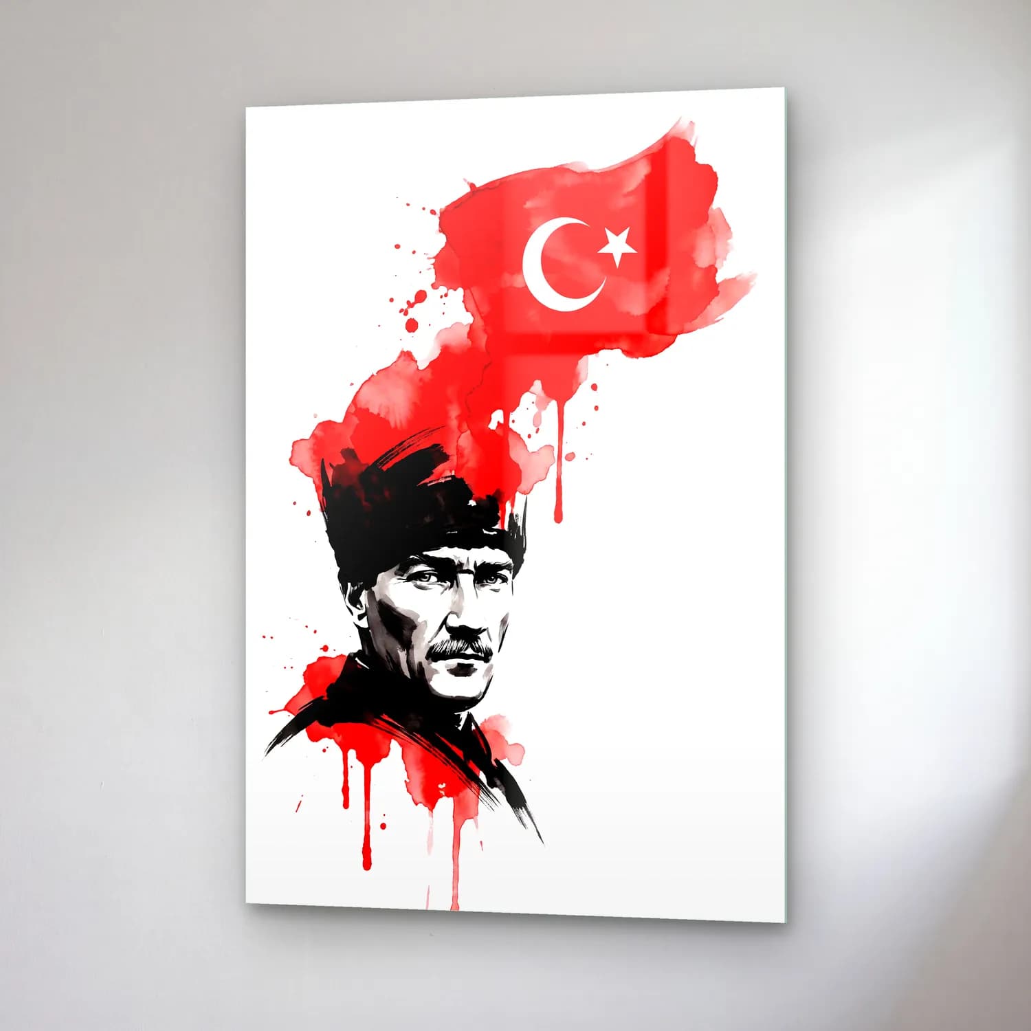 Atatürk Mürekkep ve Kırmızı Suluboya Portre Türk Bayrağı cam tablo — sağ açıdan görünüm