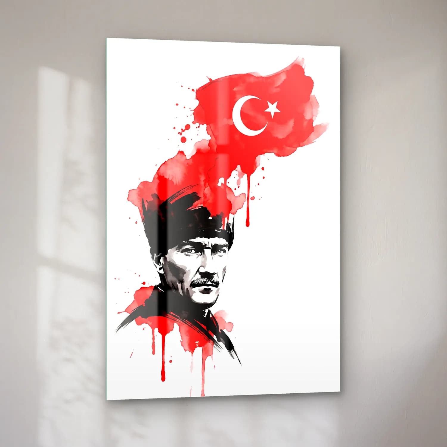 Atatürk Mürekkep ve Kırmızı Suluboya Portre Türk Bayrağı cam tablo — sol açıdan görünüm