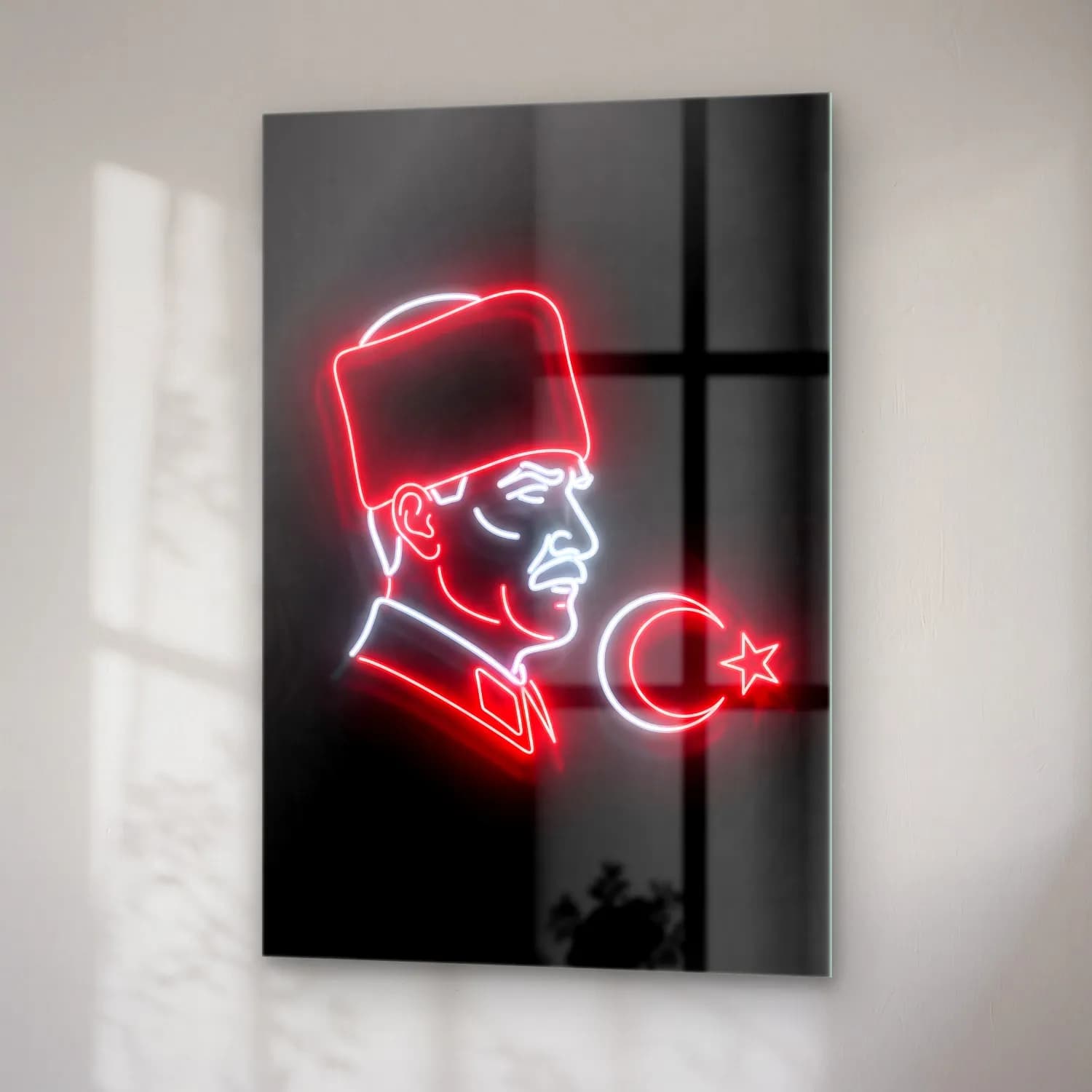 Atatürk Neon Işık Çizgileri cam tablo — sağ açıdan görünüm