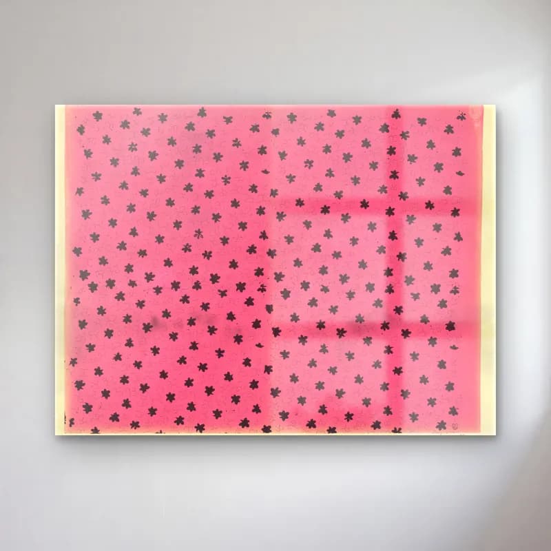 Siyah Beyaz Çiçek Deseni – Pembe Tonlar cam tablo — Siyah Beyaz Çiçek Deseni – Pembe Tonlar — siyah beyaz çiçek deseni